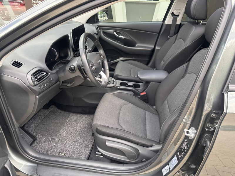 Hyundai i30 1.5 T-GDI 48V-Hybrid EDITION 30+ — photo 13