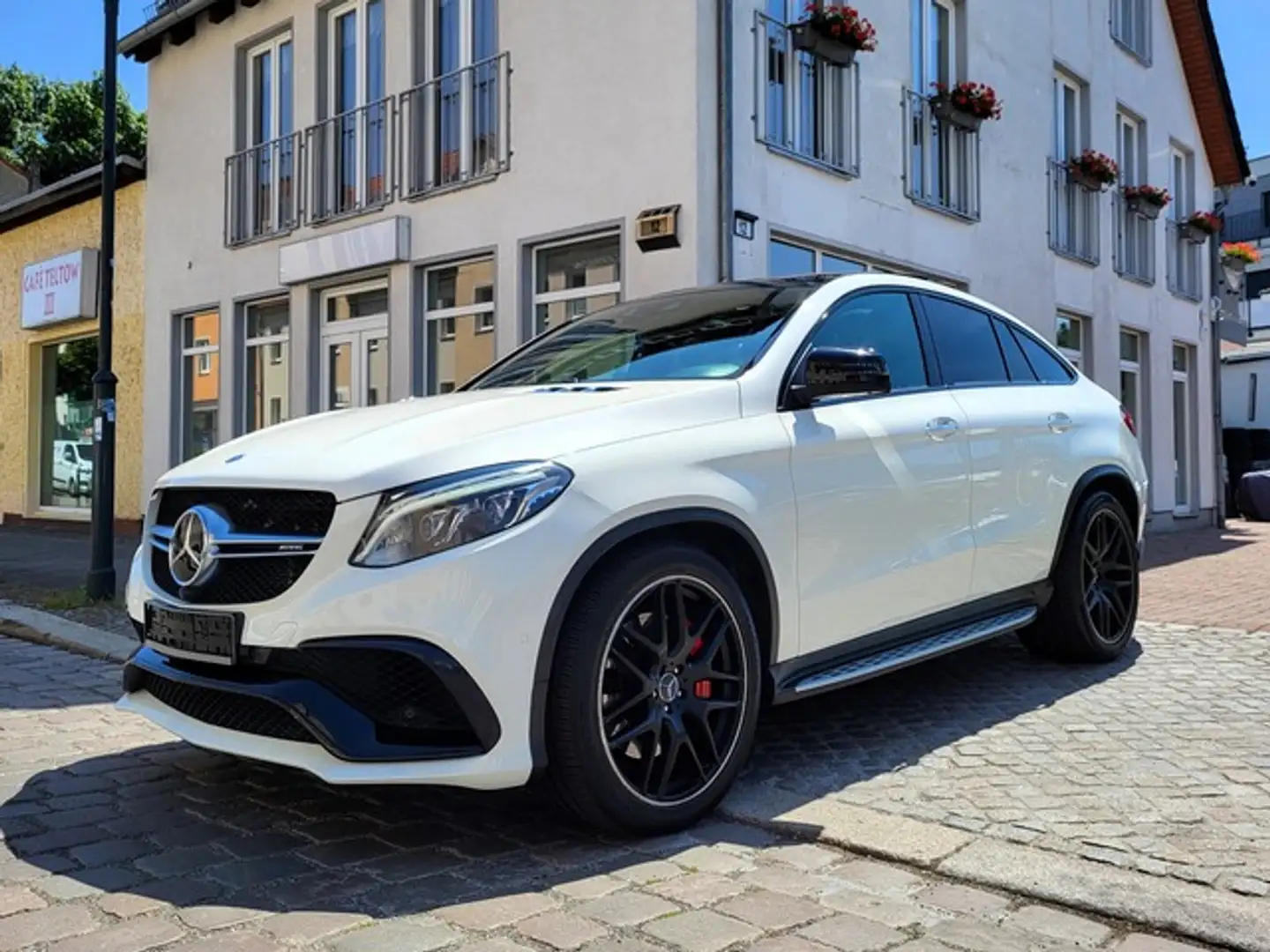 Mercedes-Benz GLE 63 AMG S NIGHT TV B&O STANDHZG TOTW SOFT Biały - 1