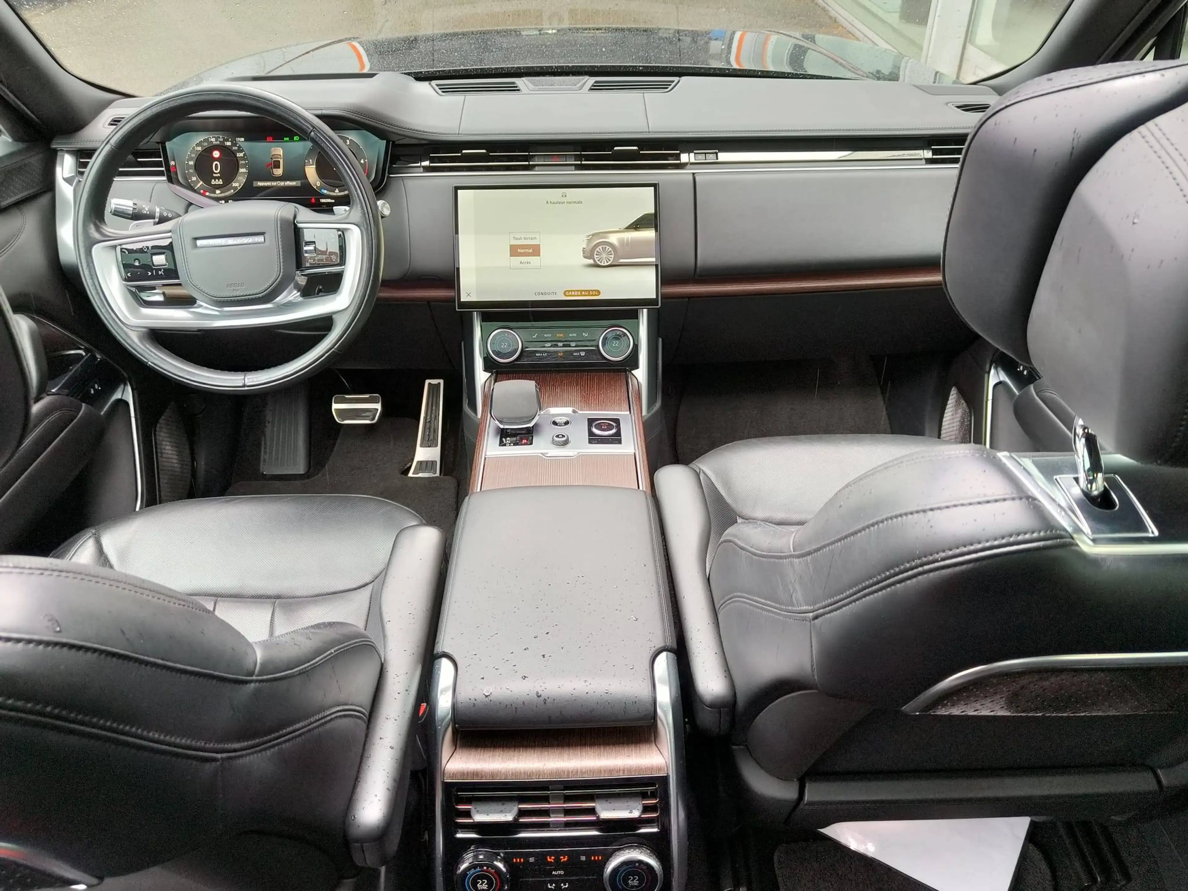Land Rover Range Rover D350 Autobiography Panorama/AHK/SV leather — photo 8