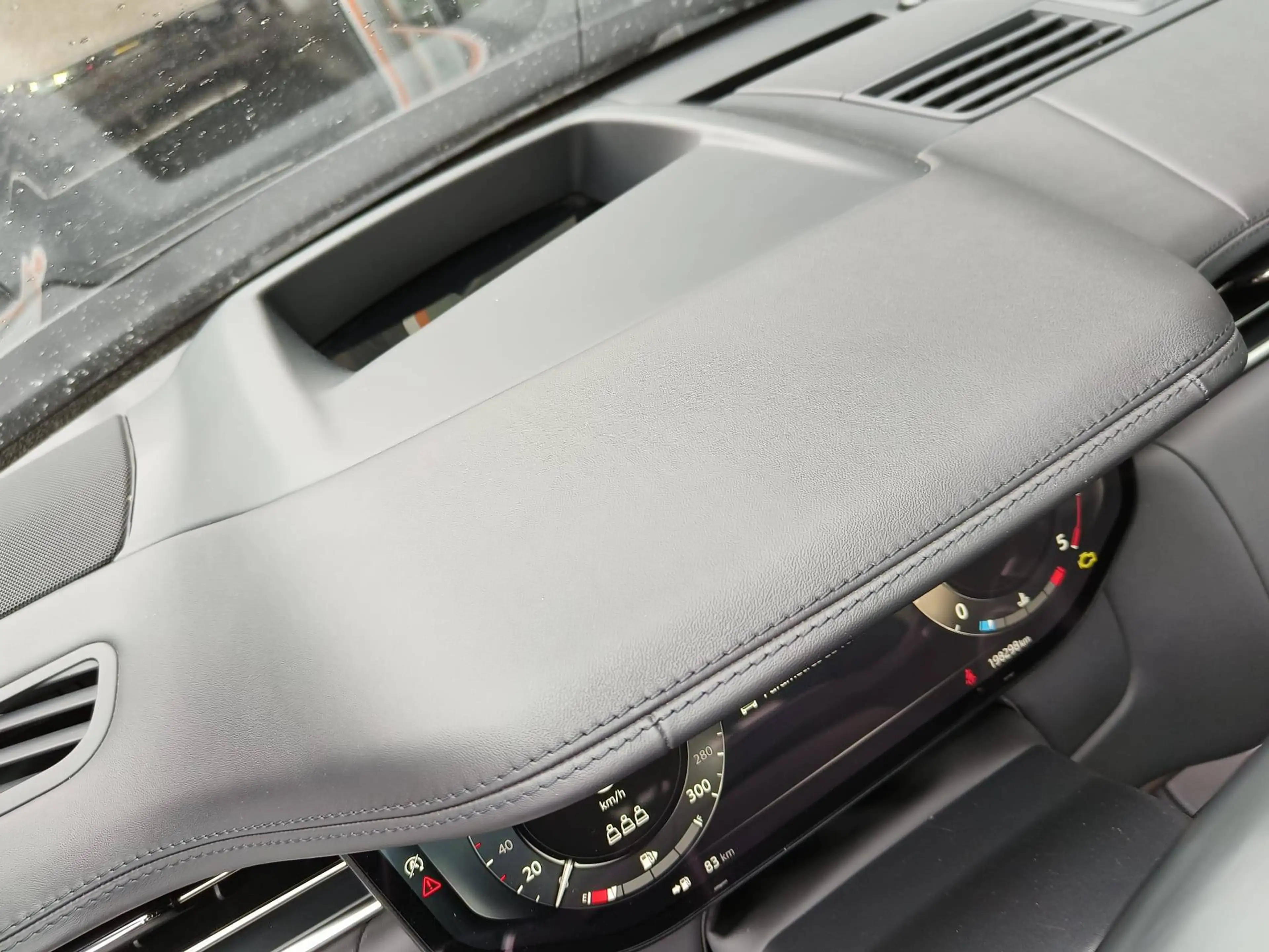 Land Rover Range Rover D350 Autobiography Panorama/AHK/SV leather — photo 13