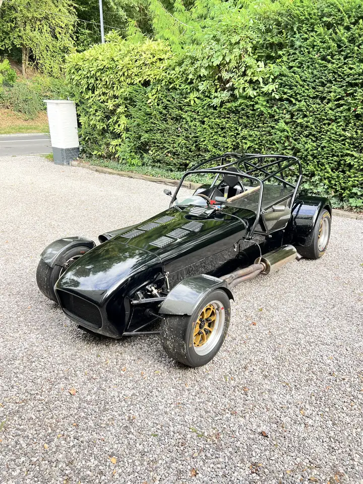Caterham R 400, foto 1