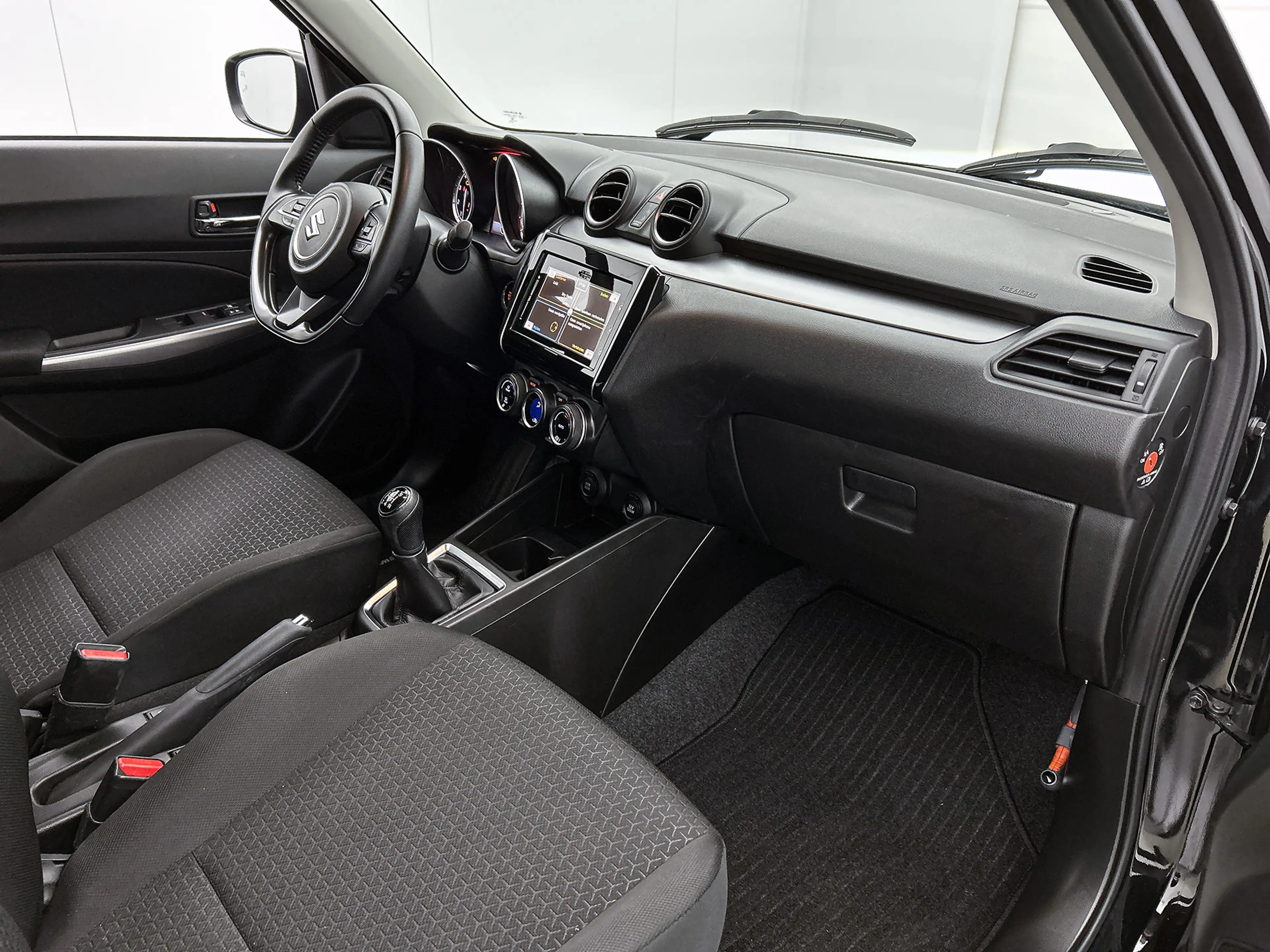 Suzuki Swift 1.2 Style Smart Hybrid | BTW voertuig | Dealer ond — photo 6