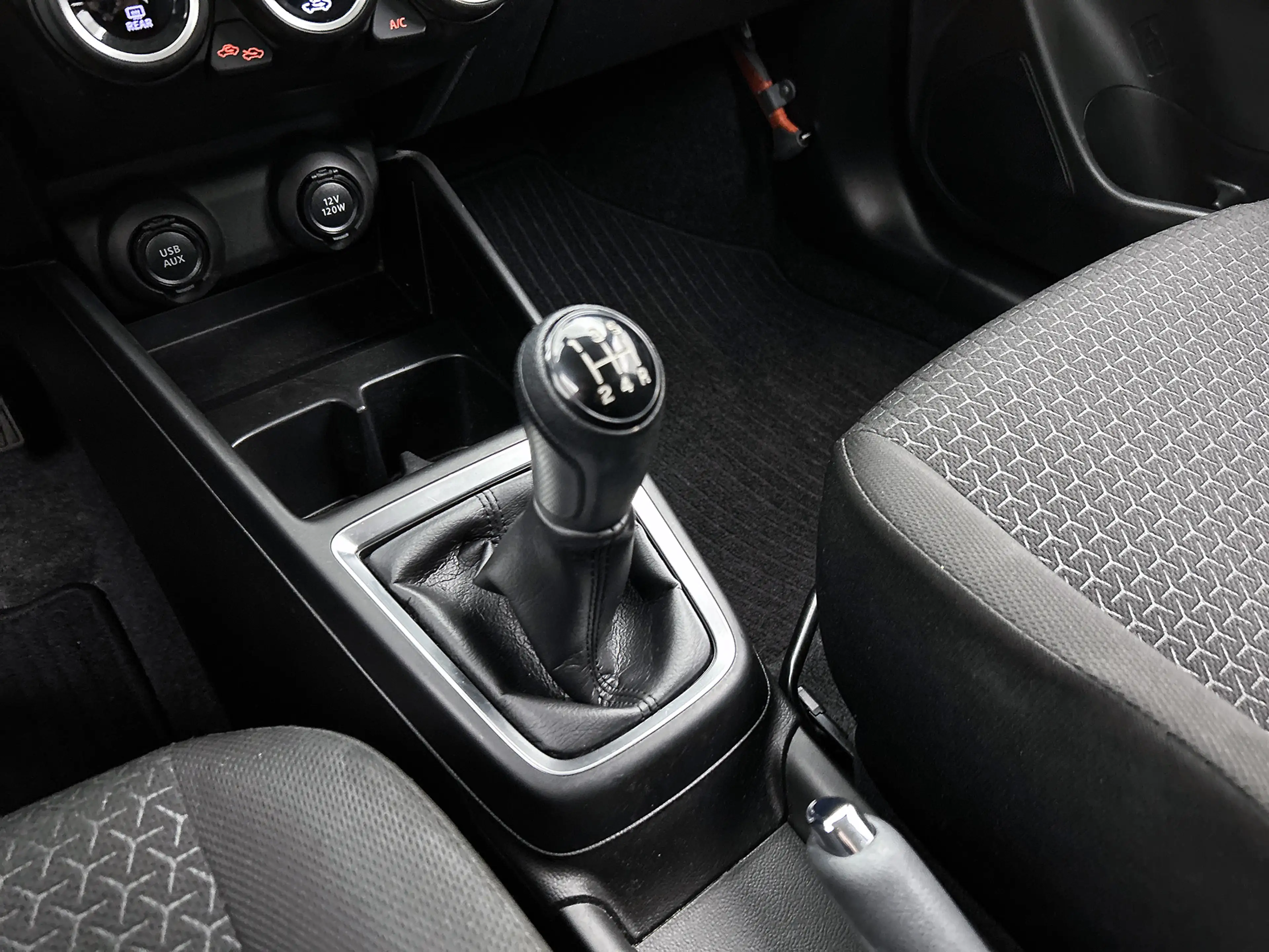 Suzuki Swift 1.2 Style Smart Hybrid | BTW voertuig | Dealer ond — photo 15