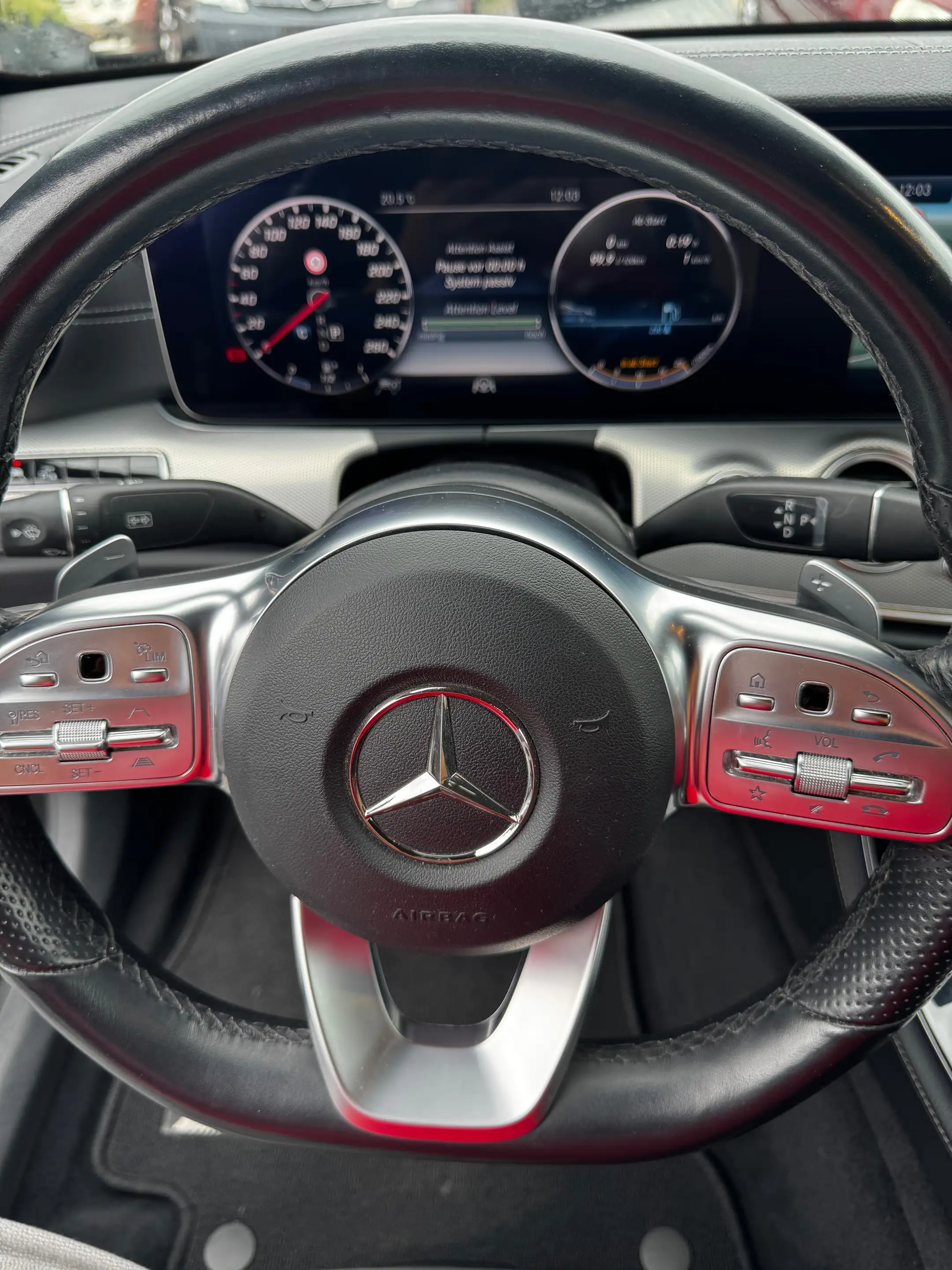 Mercedes-Benz E 400 Distronic 2.Hand Spurhalteasisst Schiebedach Sitzheizung AMG Felgen — photo 10