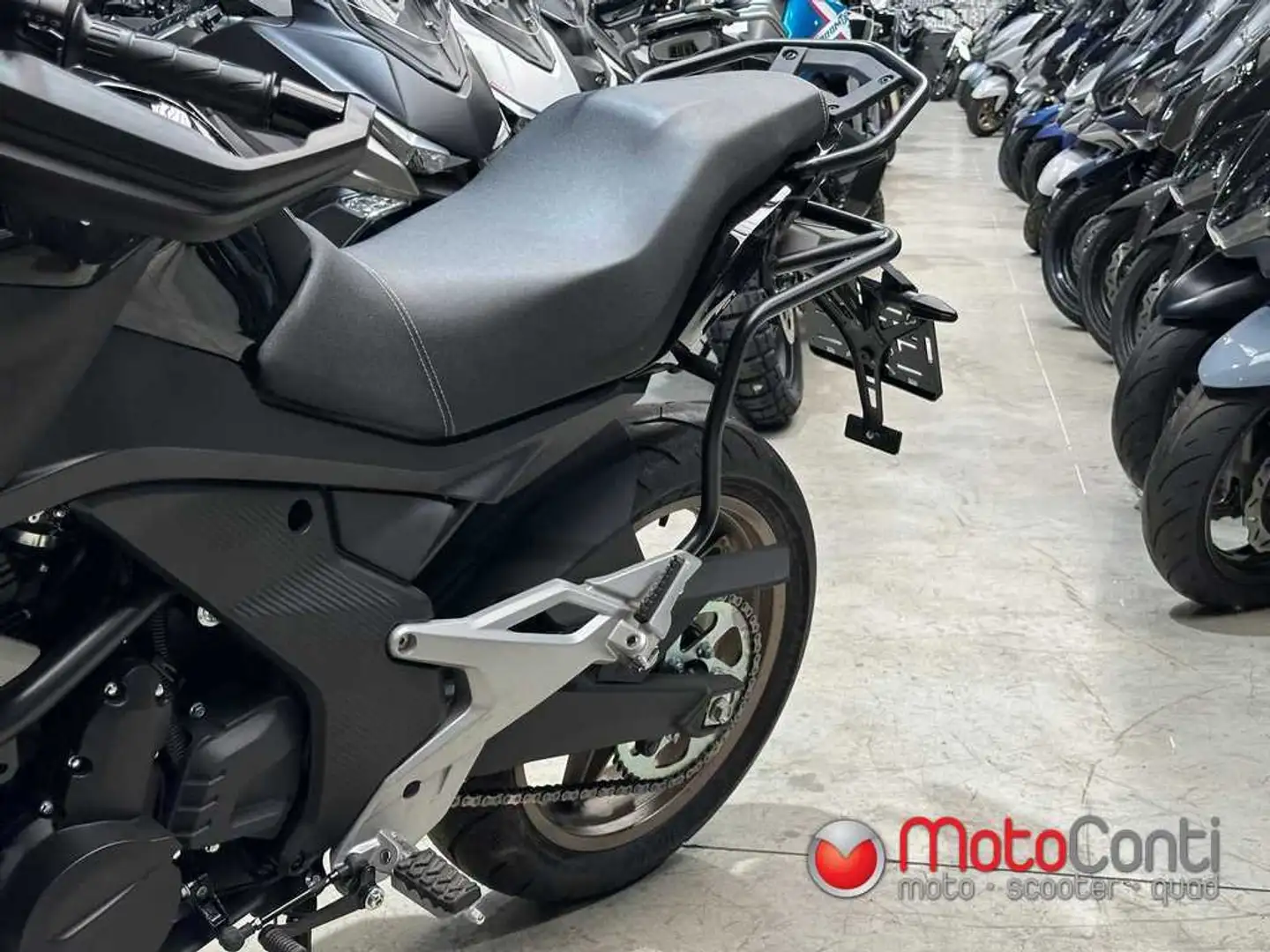 CFMOTO 700 MT - 2