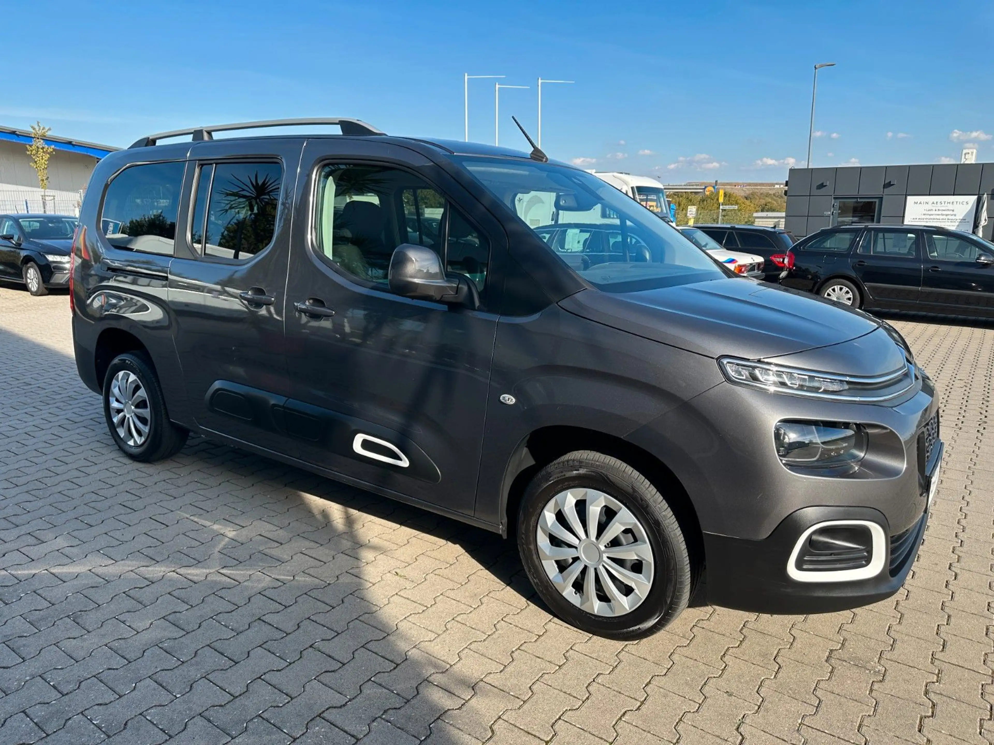 Citroen Berlingo Feel XL 1,5 BlueHDi 130 FAP AHK*7-Sitze — photo 4