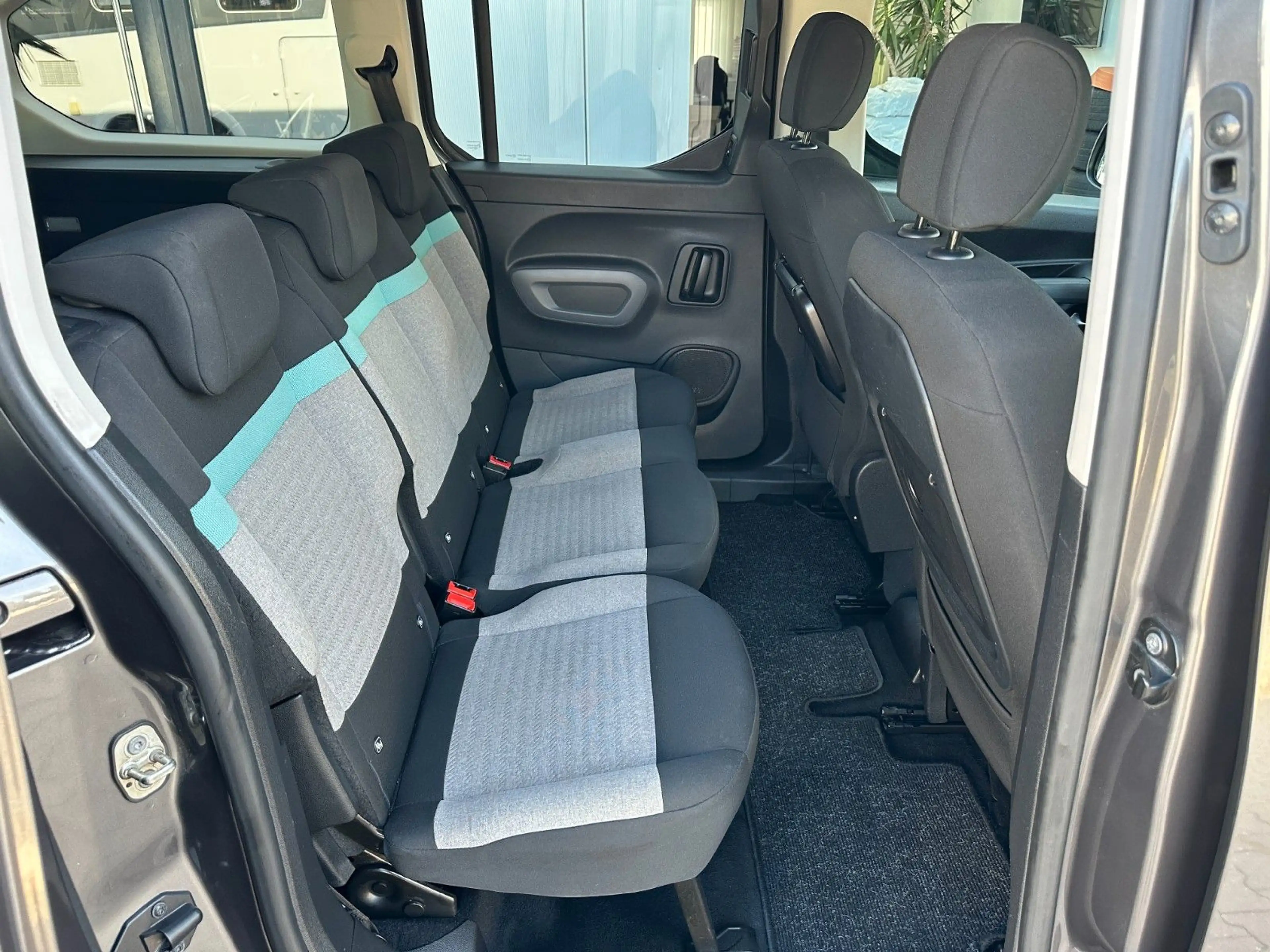 Citroen Berlingo Feel XL 1,5 BlueHDi 130 FAP AHK*7-Sitze — photo 15