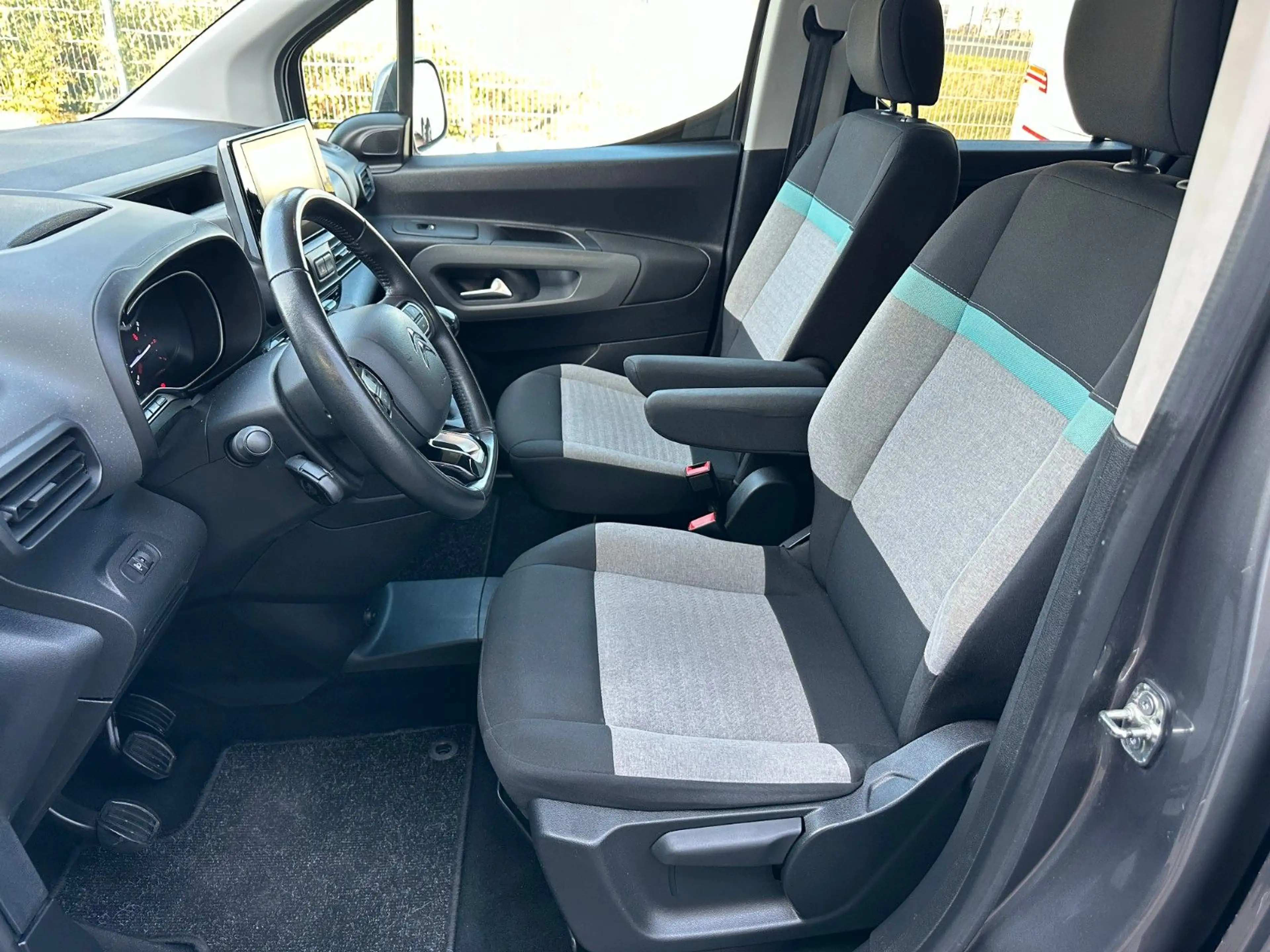 Citroen Berlingo Feel XL 1,5 BlueHDi 130 FAP AHK*7-Sitze — photo 8