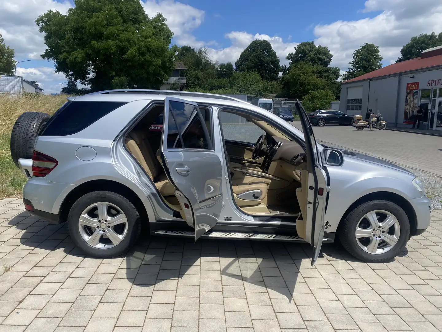 Mercedes-Benz ML 320 ML 320 CDI (164.122) Grijs - 2
