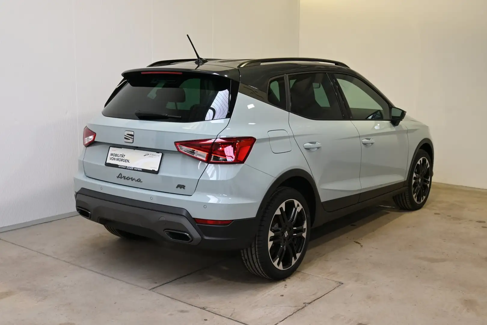 SEAT Arona FR Edition 1.0 TSI DSG Grau - 2