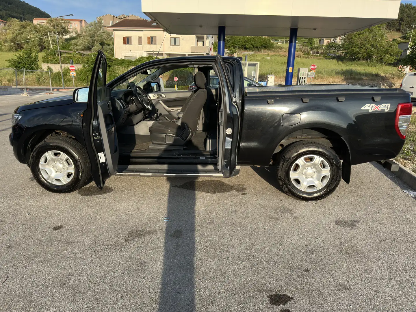 Ford Ranger 2.2 tdci super cab XLT 160cv Noir - 2