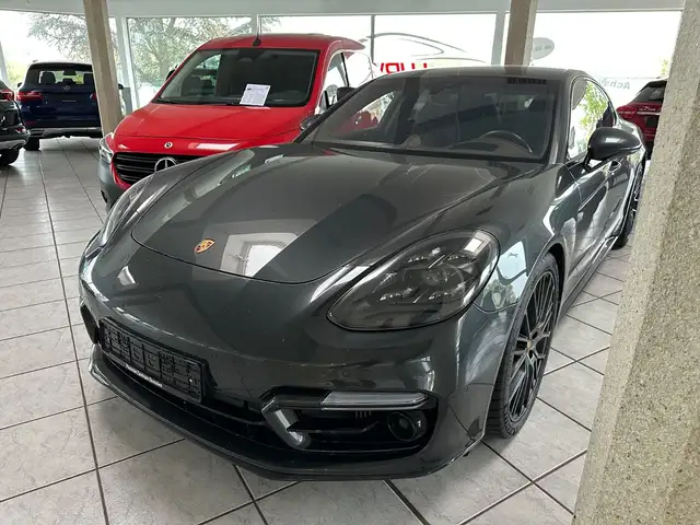 Porsche Panamera Turbo S Scheckheft 1.Hand unfallfrei