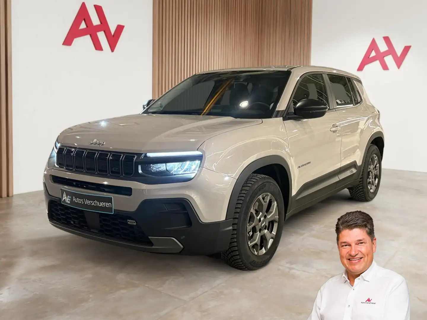 Jeep Avenger Longitude 54 kWh ** Zetelverwarming | Navi/Carp... Szürke - 1