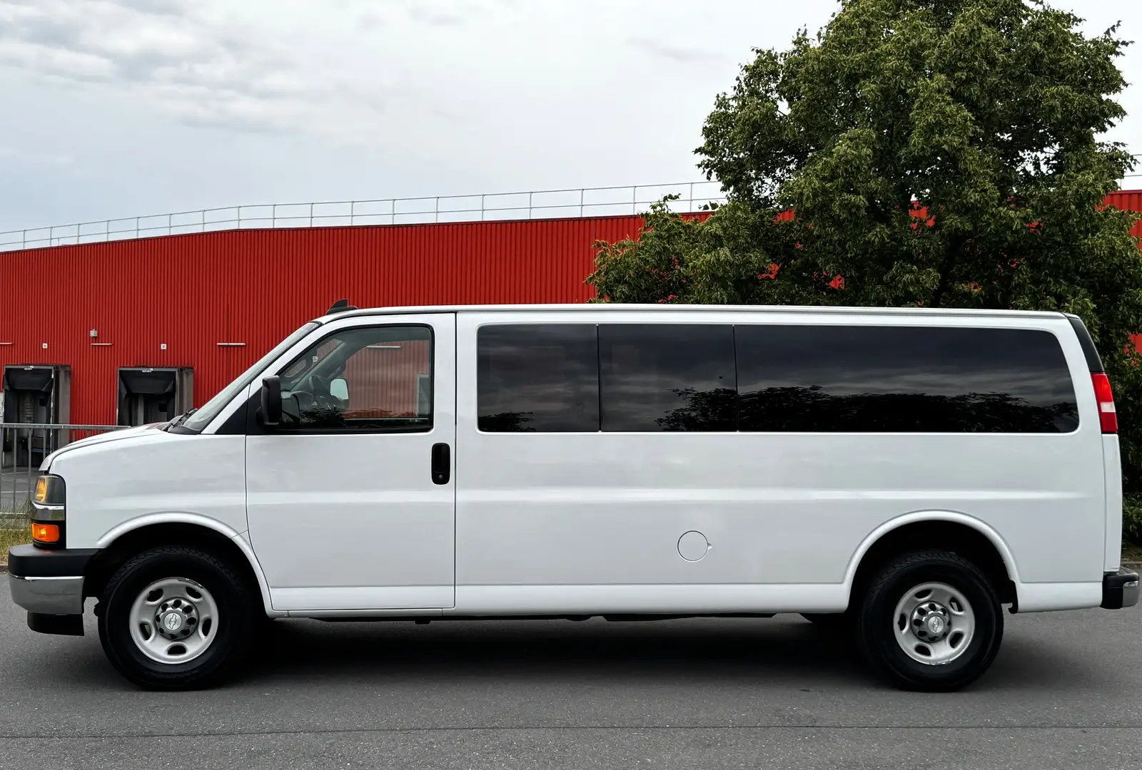 Chevrolet Express Express VORTEC 4.8L V8, LT 3500 Extended Weiß - 2