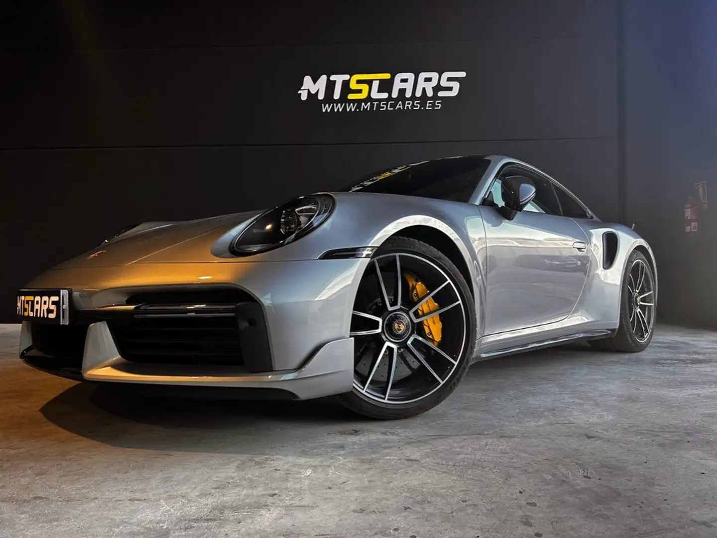 Porsche 911 Turbo S Grijs - 2