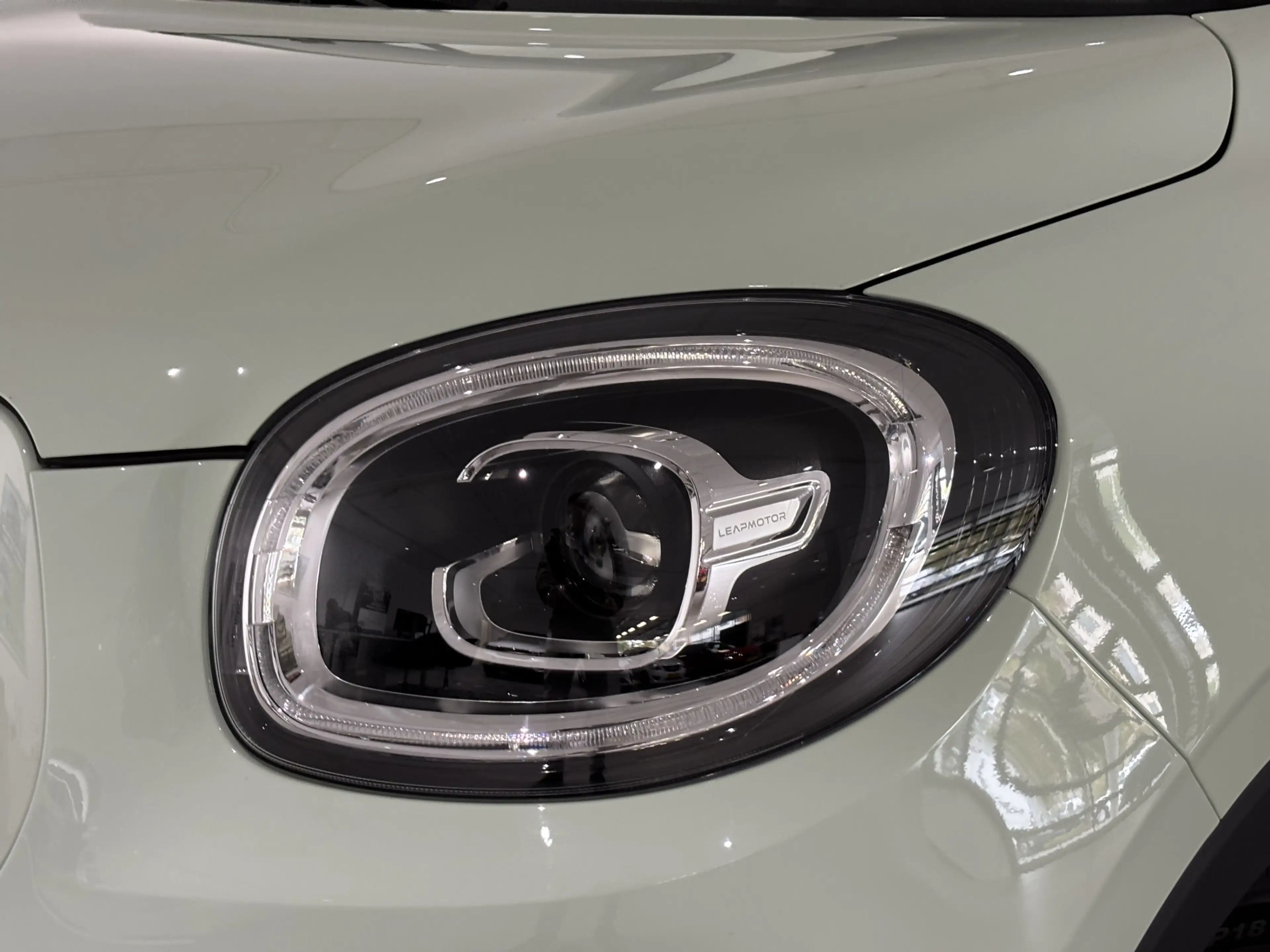 Leapmotor T03 Design 37.3 kWh — photo 9