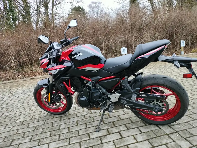 Kawasaki Z 650 - foto 6