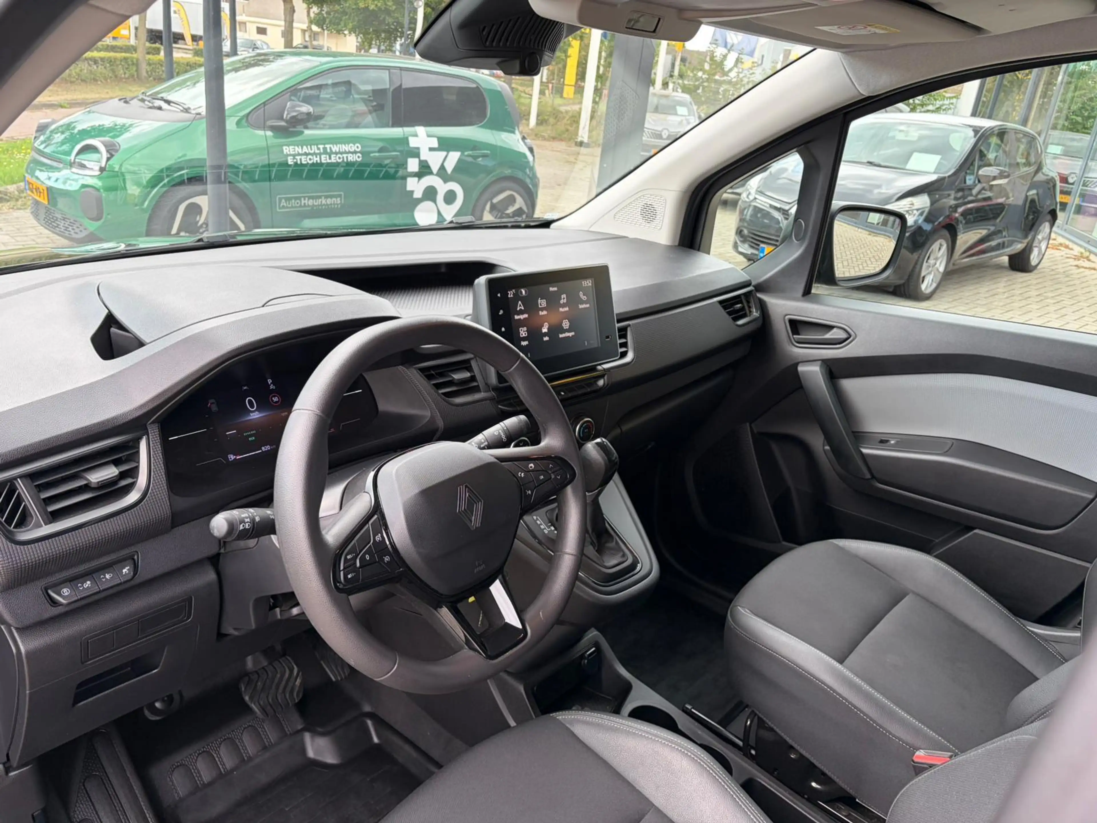 Renault Kangoo Blue dCi 95 EDC Advance L1 — photo 12