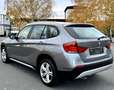 BMW X1 X1 2,0 Turbodiesel 18 d xDrive*TEMP*PDC*SHZ*6G Grijs - thumbnail 4