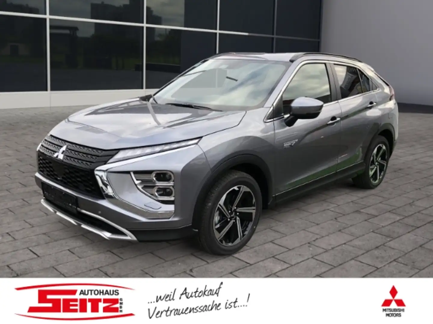 Mitsubishi Eclipse Cross PLUS PHEV Allrad TZ 12/24 Aktion PDC LED Navigatio Grijs - 1