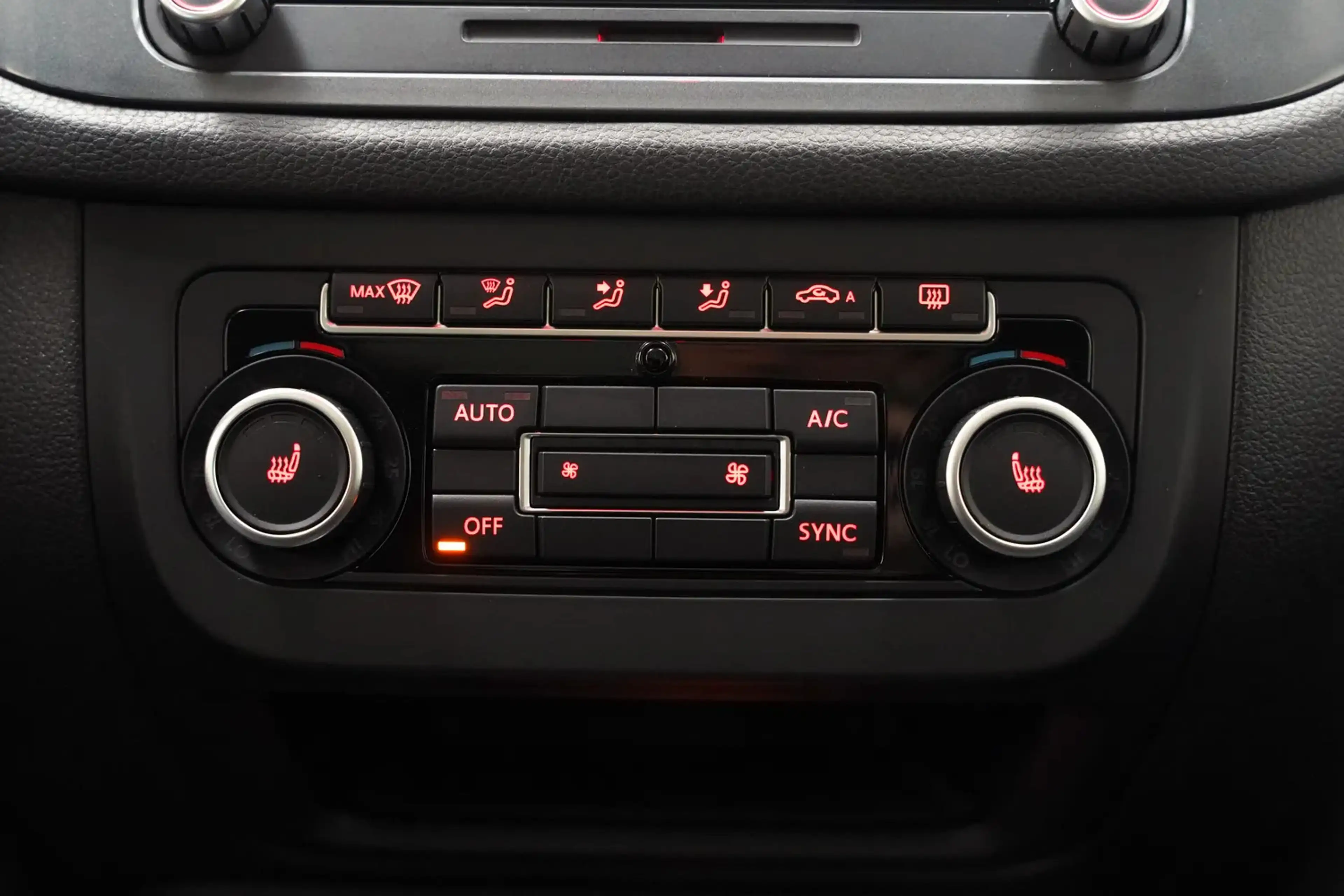 Volkswagen Tiguan 2.0 TSI Sport&Style 4Motion Aut. [ Panoramadak Tre — photo 10