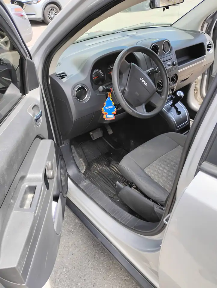 Jeep Compass снимка Jeep Compass