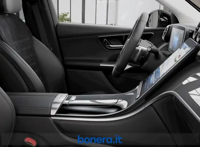 Mercedes-Benz GLC view 7
