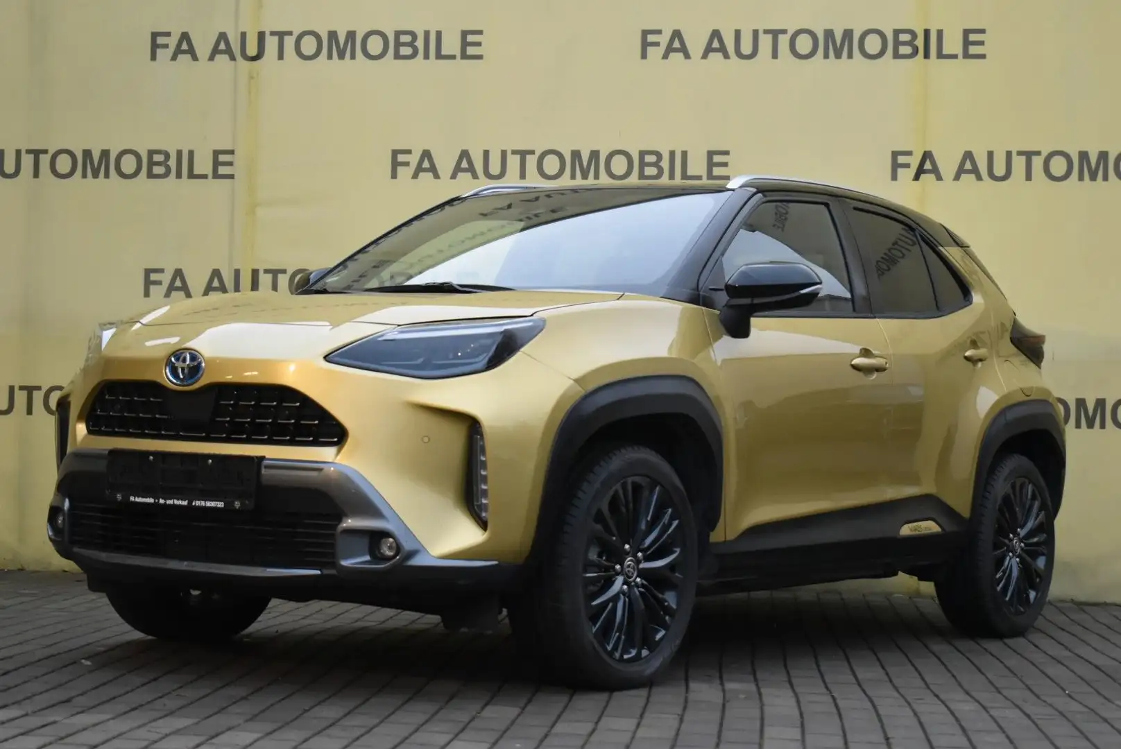 Toyota Yaris Cross Hybrid FWD Adventure/LEDER/NAVI/SHZ/ Gelb - 1