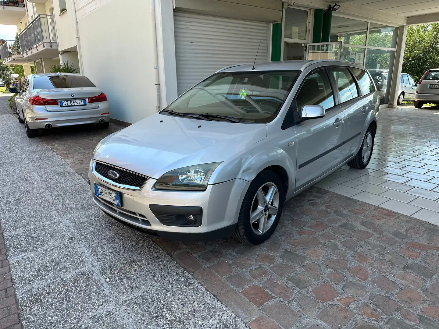 Ford Focus Focus II 2005 SW Style Wagon 1.6 tdci 90cv Zilver - 1