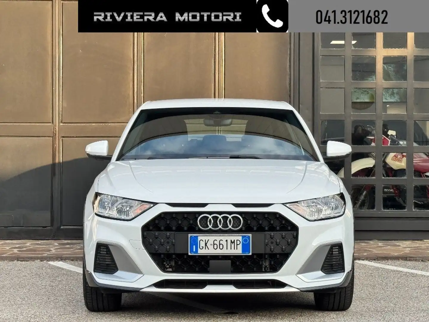 Audi A1 allstreet 25 TFSI Admired Blanc - 2