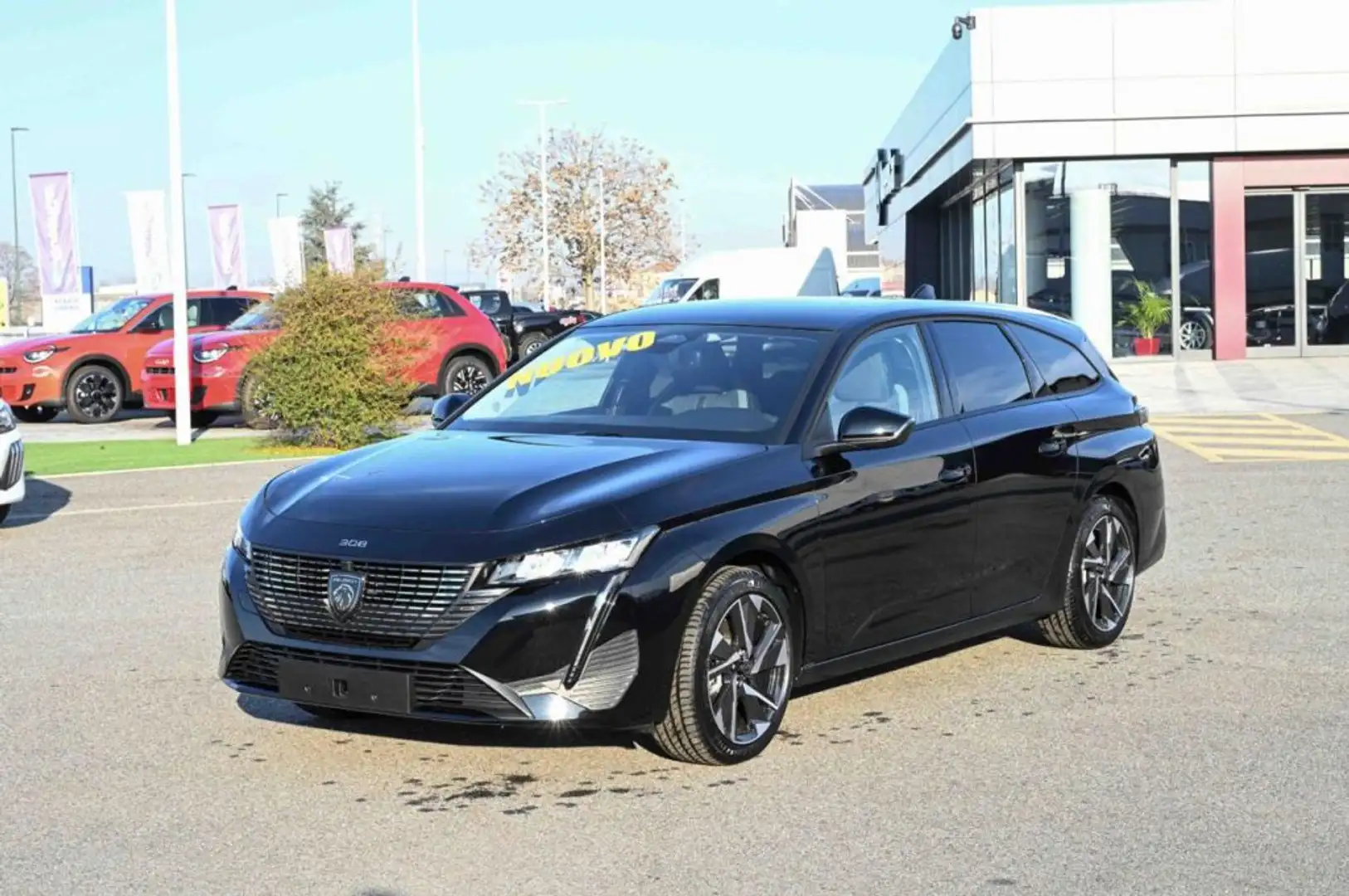Peugeot 308 Hybrid 136 e-DCS6 SW Allure Nero - 1