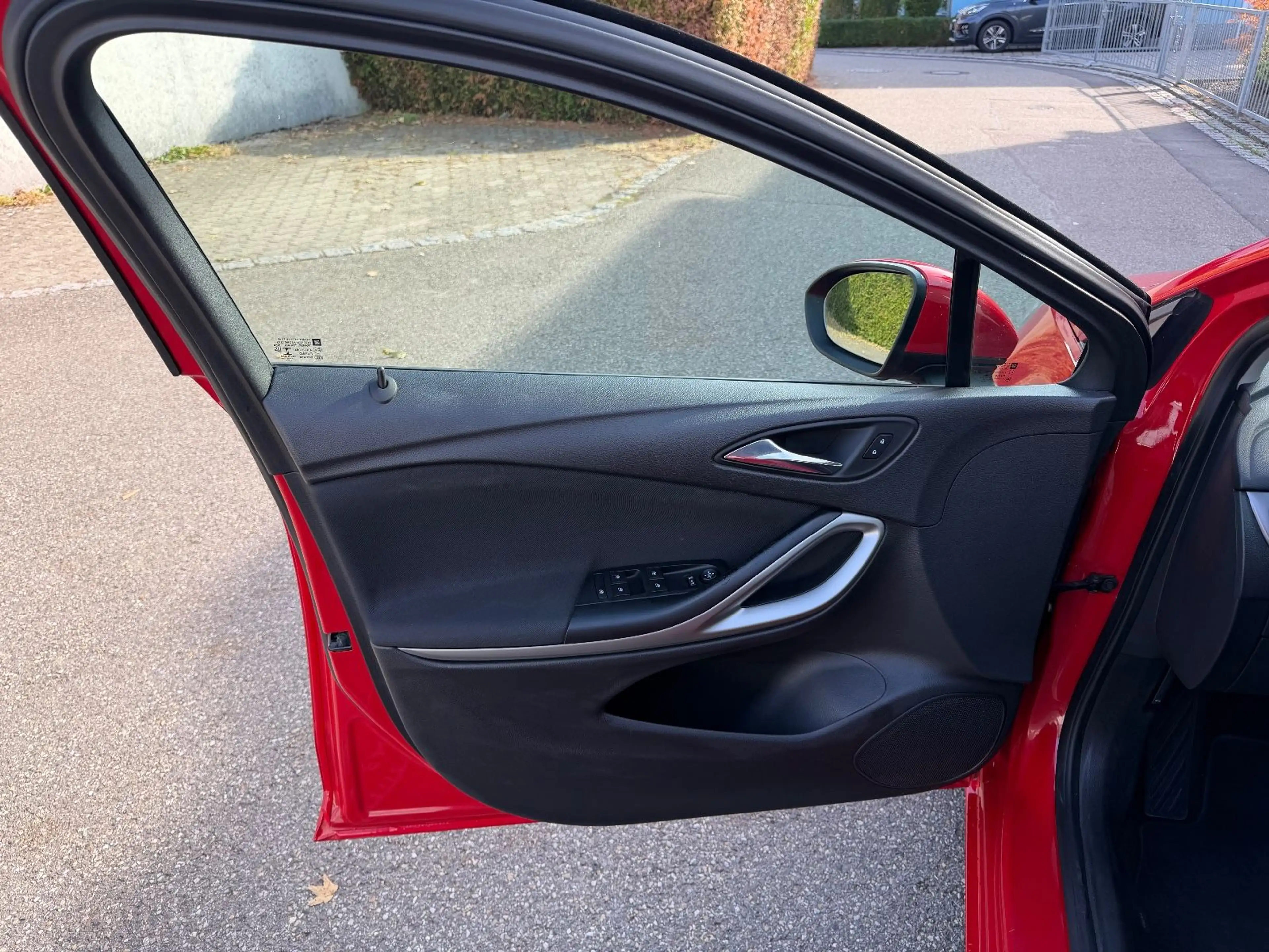 Opel Astra K Lim. Edition TÜV NEU/LED/TEMPOM./LED/DAB — photo 14