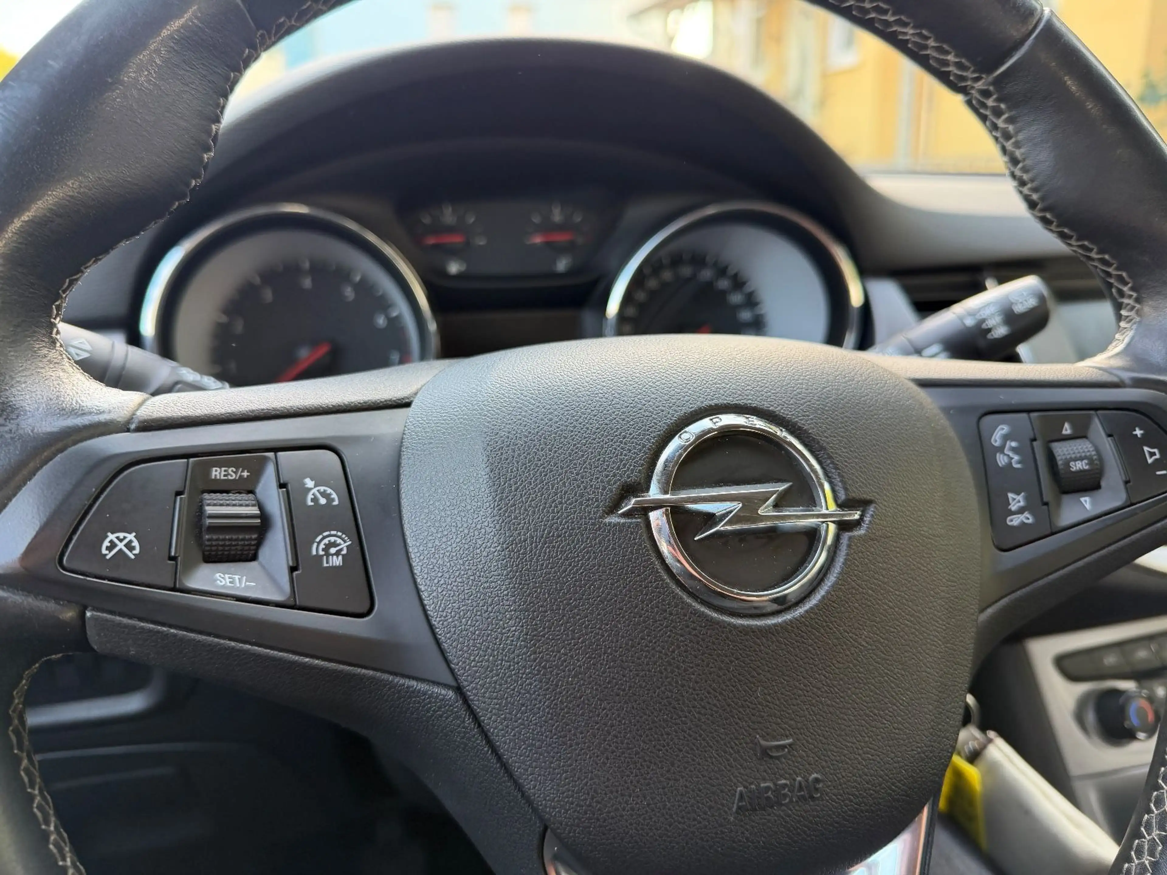 Opel Astra K Lim. Edition TÜV NEU/LED/TEMPOM./LED/DAB — photo 13