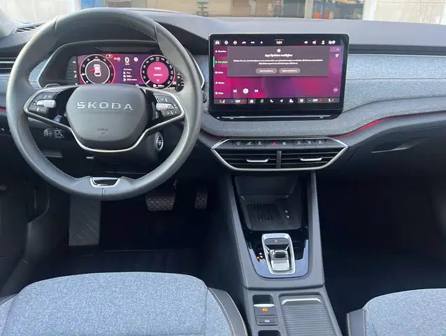 Skoda Octavia view 3