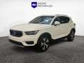 Volvo XC40 T3 Momentum Pro Weiß - thumbnail 1
