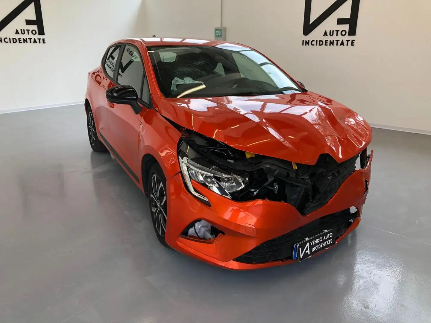Renault Clio 1.0 SCE 67CV 5 PORTE EQUILIBRE *VA IN MOTO* Arancione - 1