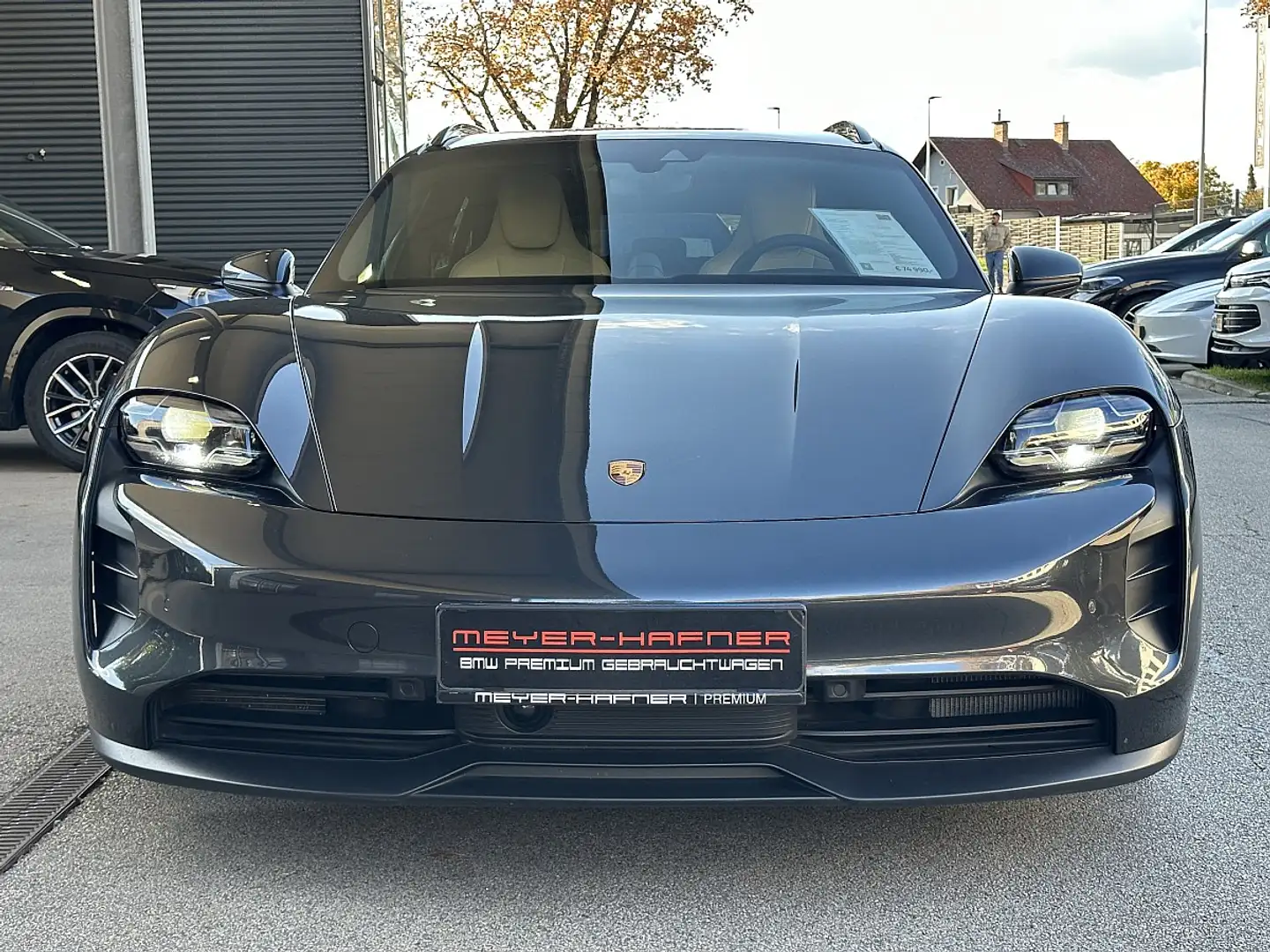 Porsche Taycan GTS Sport Turismo Aut. Grau - 2