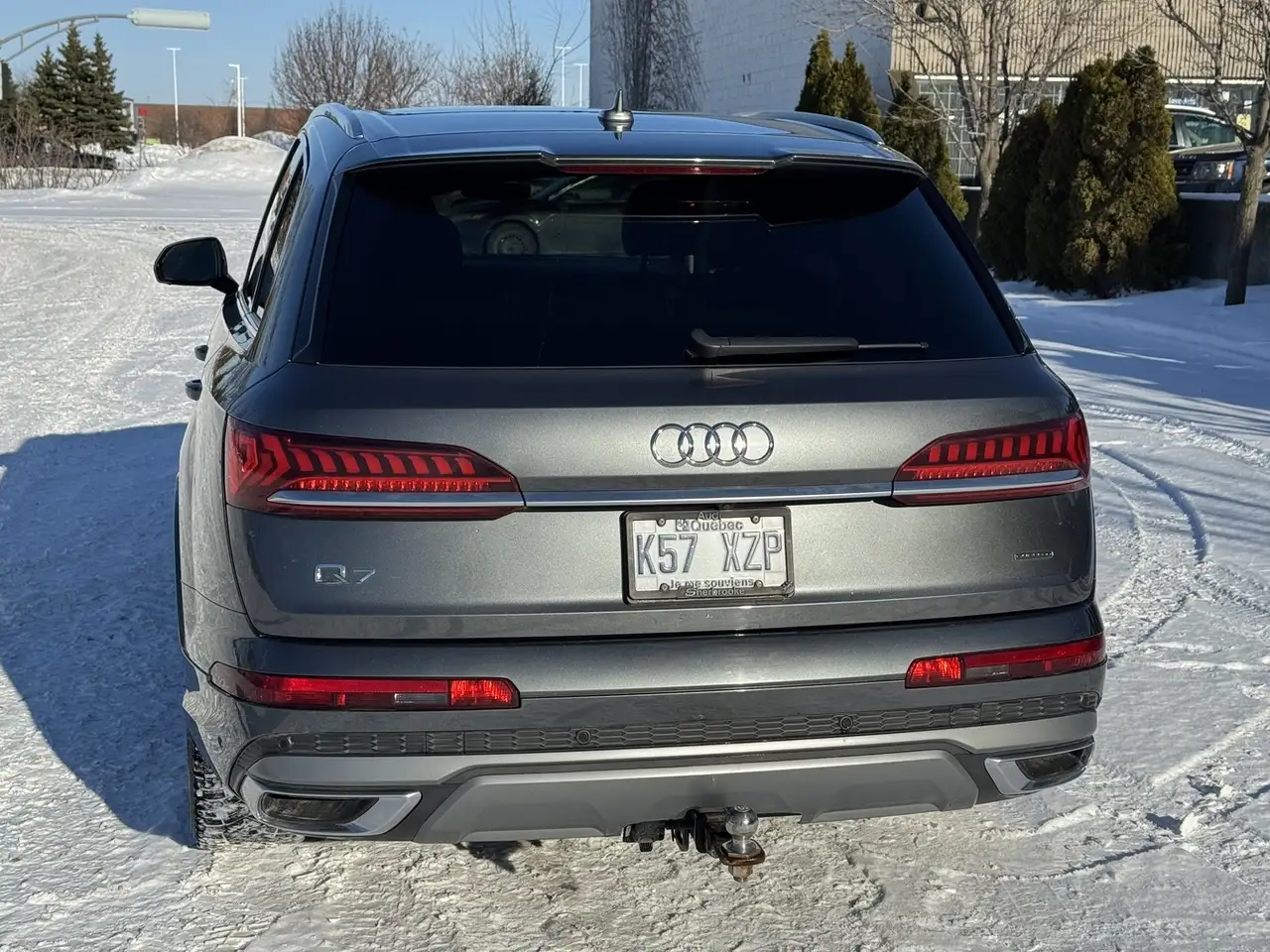 Audi Q7 снимка Audi Q7