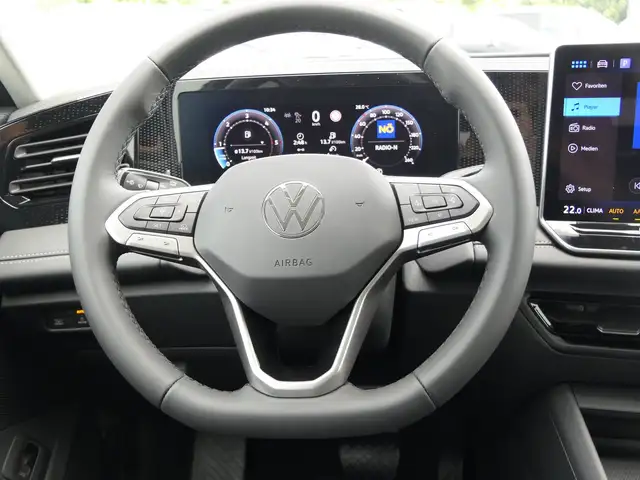 Volkswagen Tiguan view 8