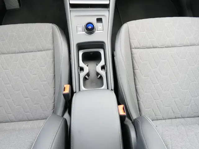 Volkswagen Tiguan view 14
