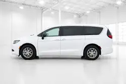 Chrysler Grand Caravan 2026