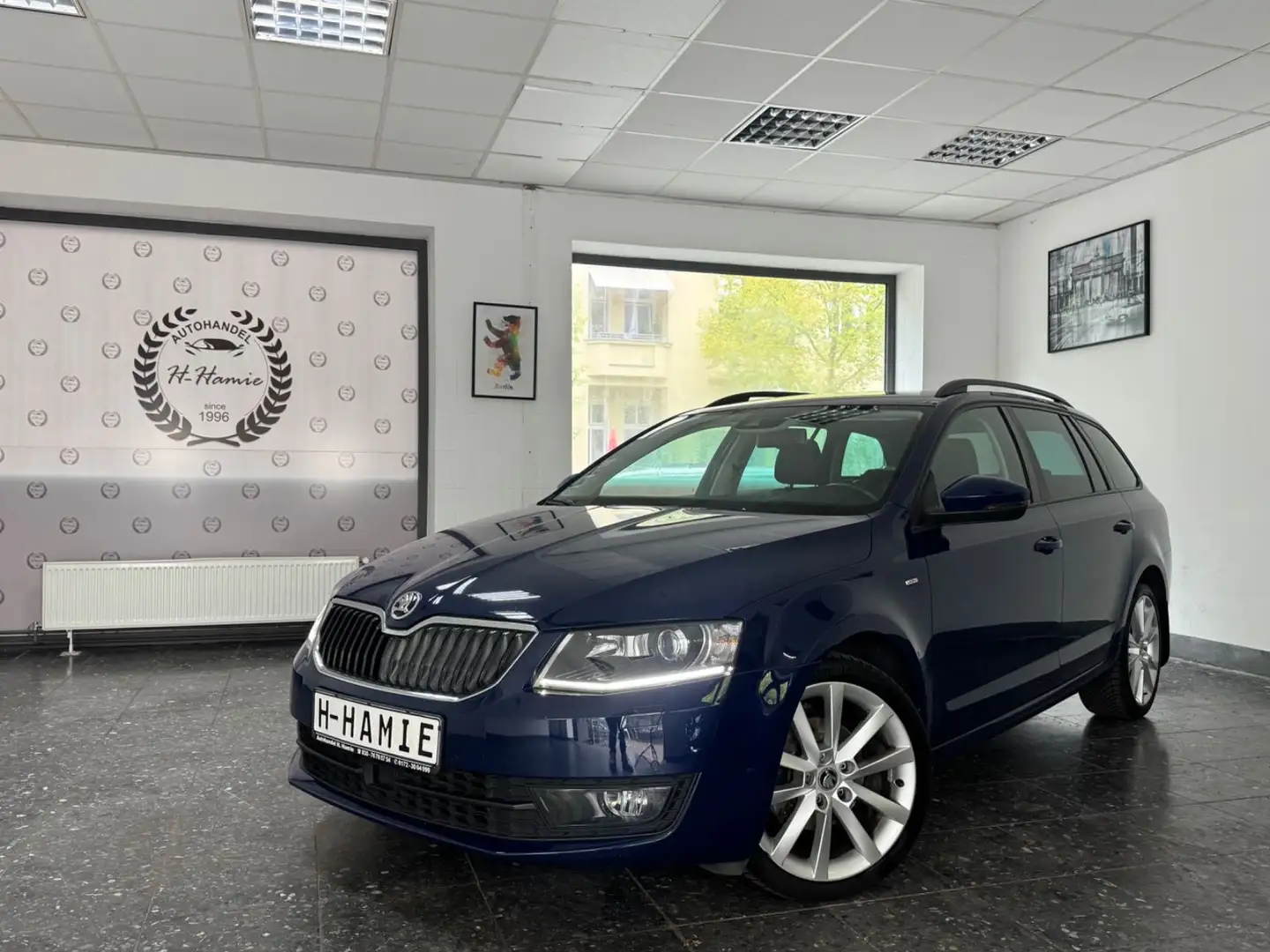 Skoda Octavia OCTAVIA JOY AUTO NAVI PDC SZH SPUHR.ASS KEYLESS Azul - 1