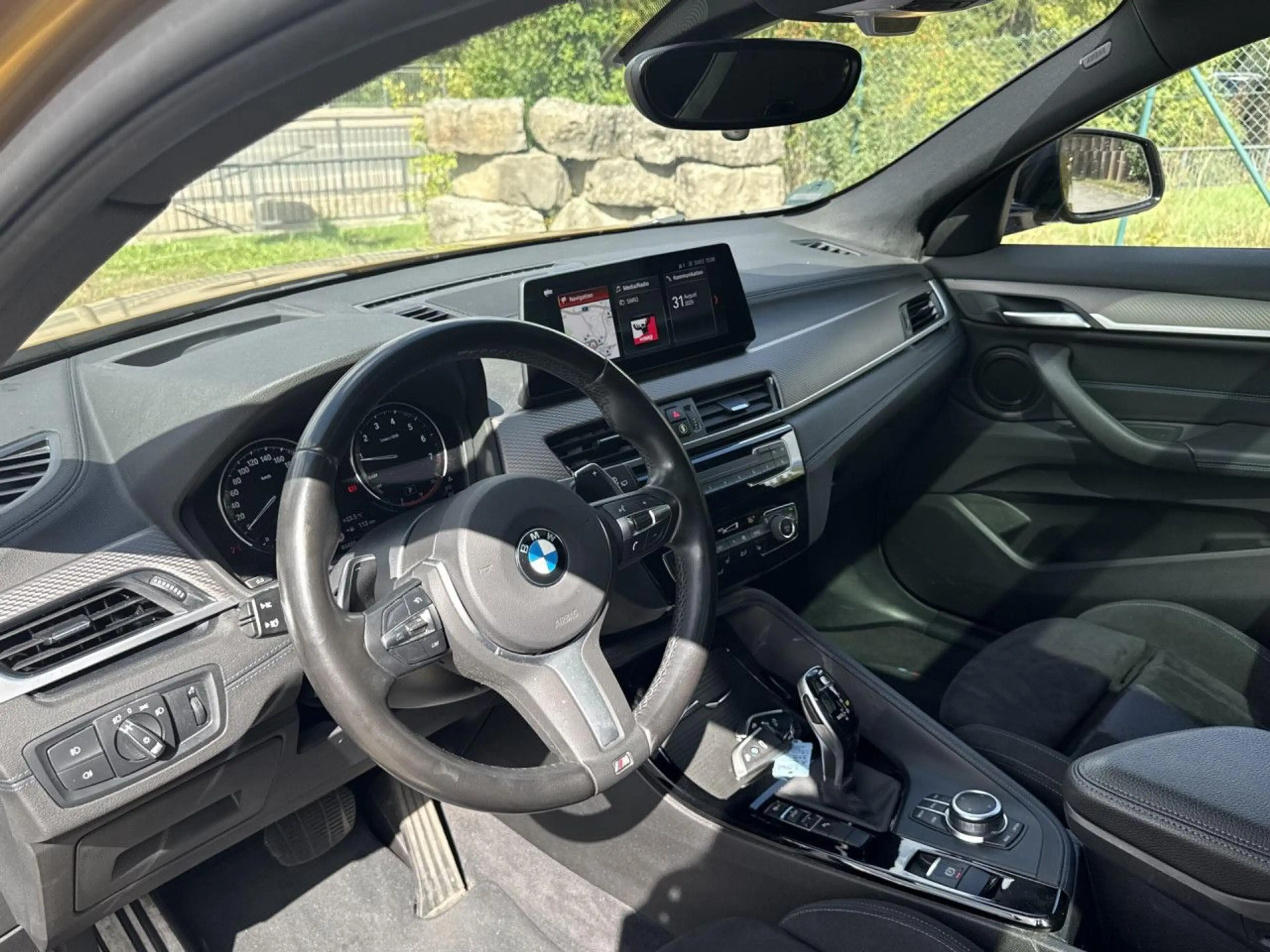 BMW X2 s20i M Sport HUD PanoD.Kam.Komfz.Navi Fin.269 — photo 10