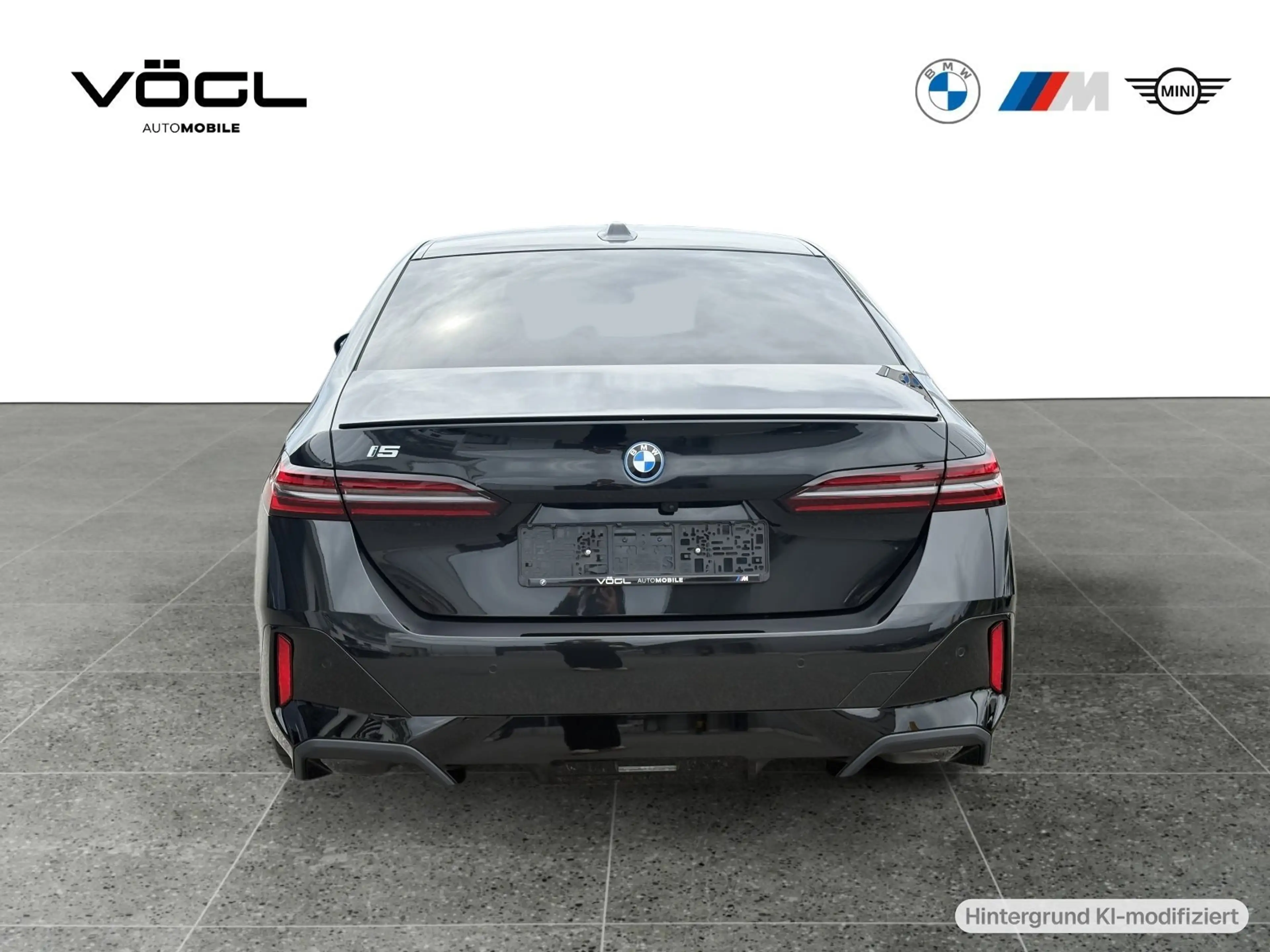BMW i5 eDrive40 Limousine M Sport Head-Up Bowers&Wilkins — photo 6