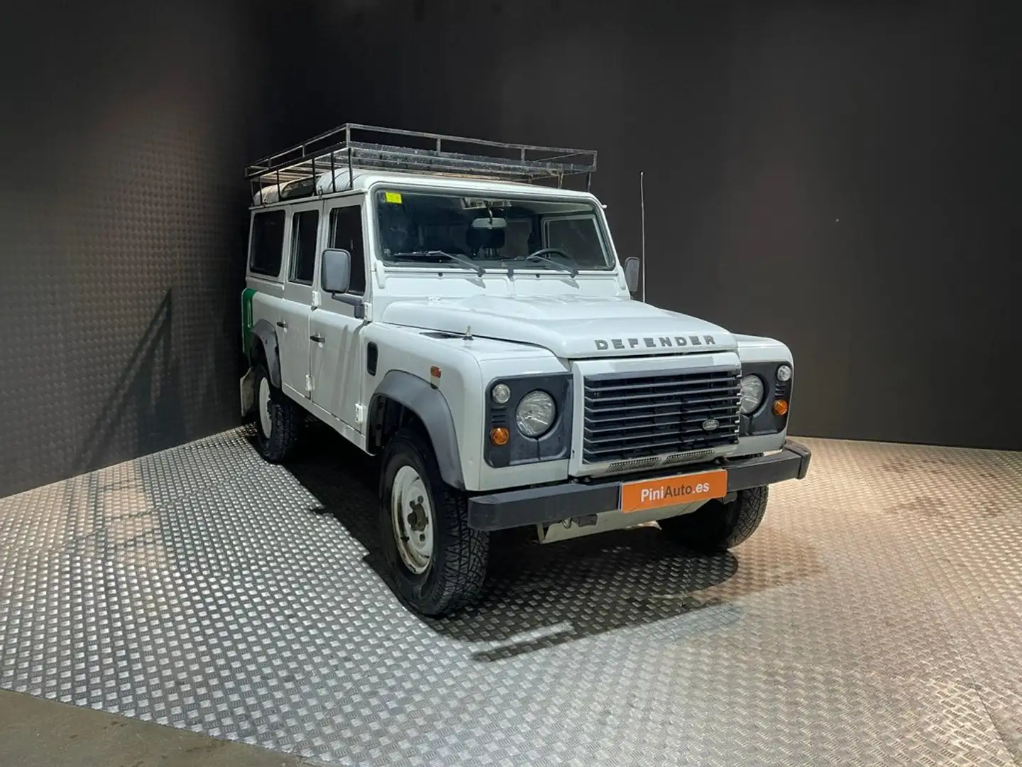 Land Rover Defender 110 SW E Blanco - 2