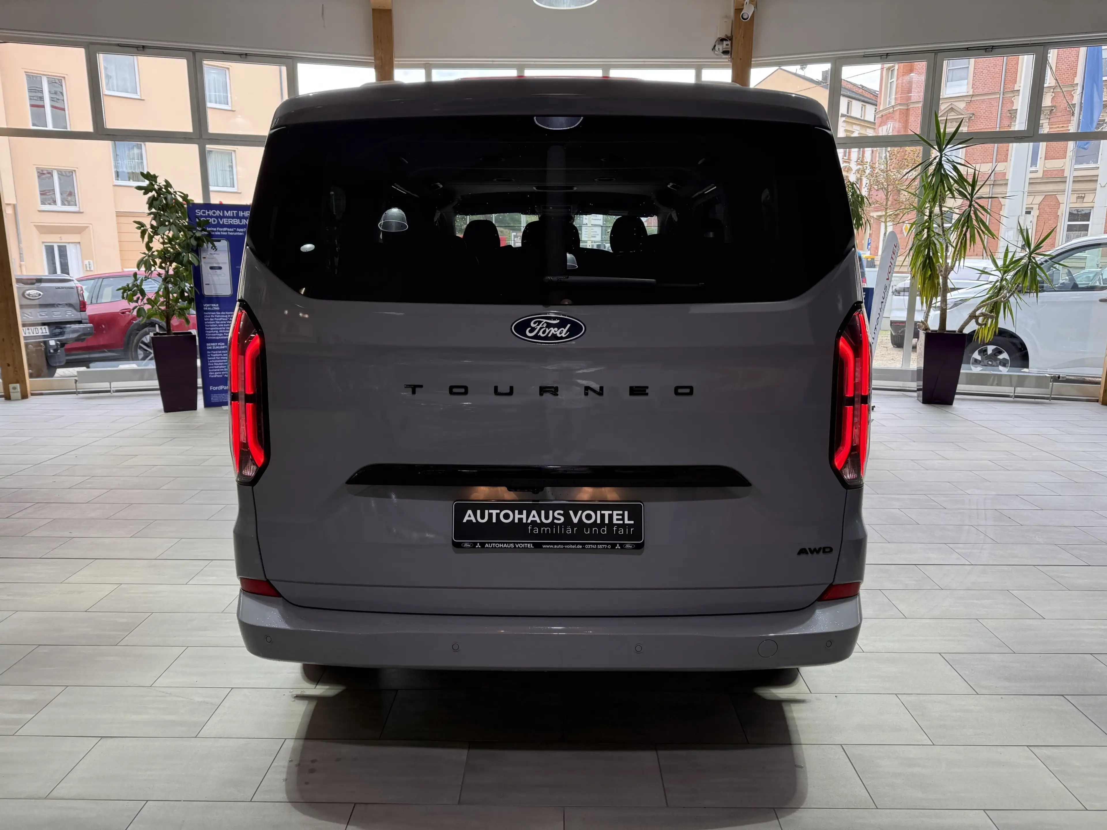 Ford Tourneo Custom Titanium X L1 AWD elektr. AHK / B&O / 70L Tank — photo 6