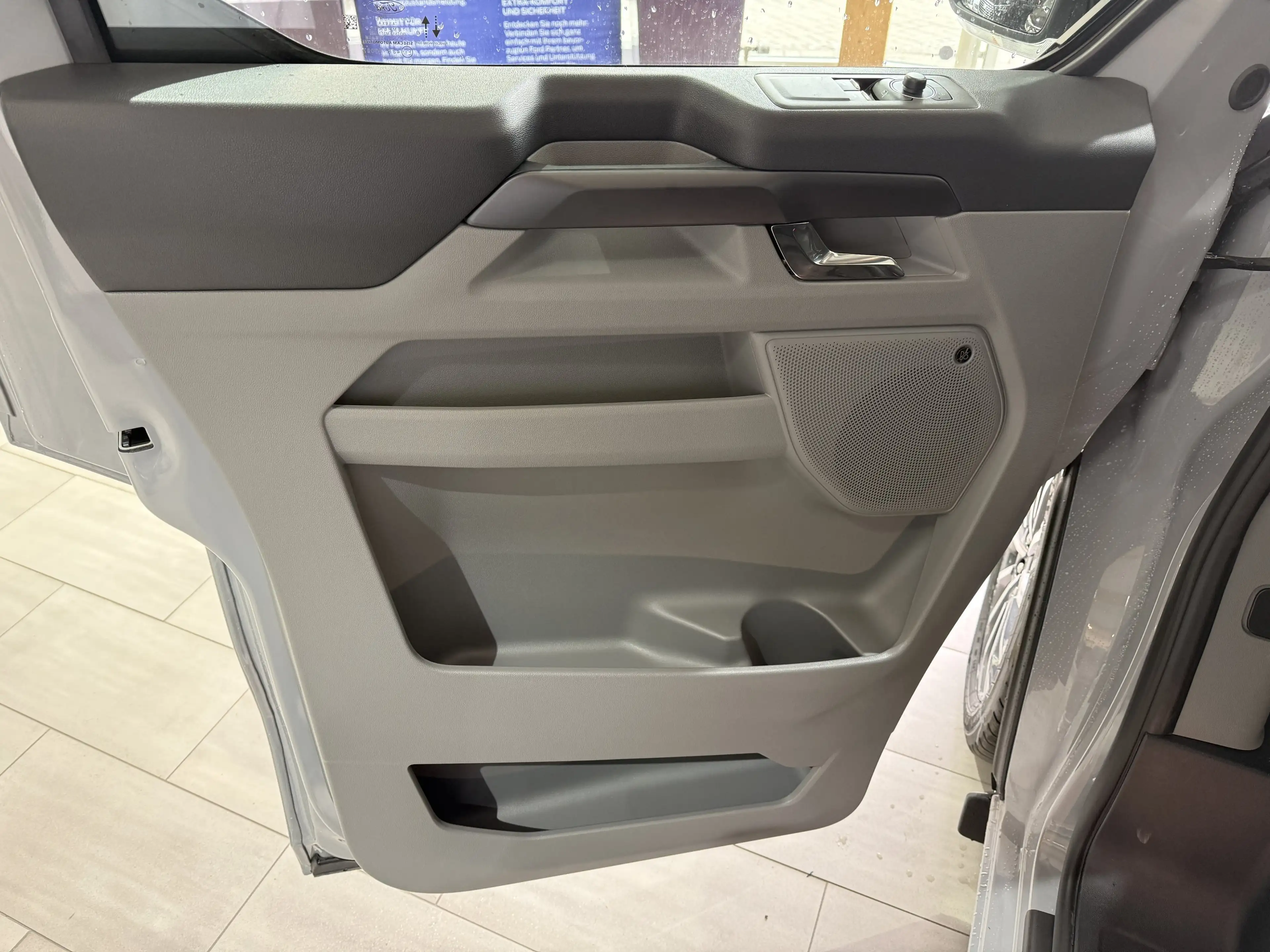 Ford Tourneo Custom Titanium X L1 AWD elektr. AHK / B&O / 70L Tank — photo 9