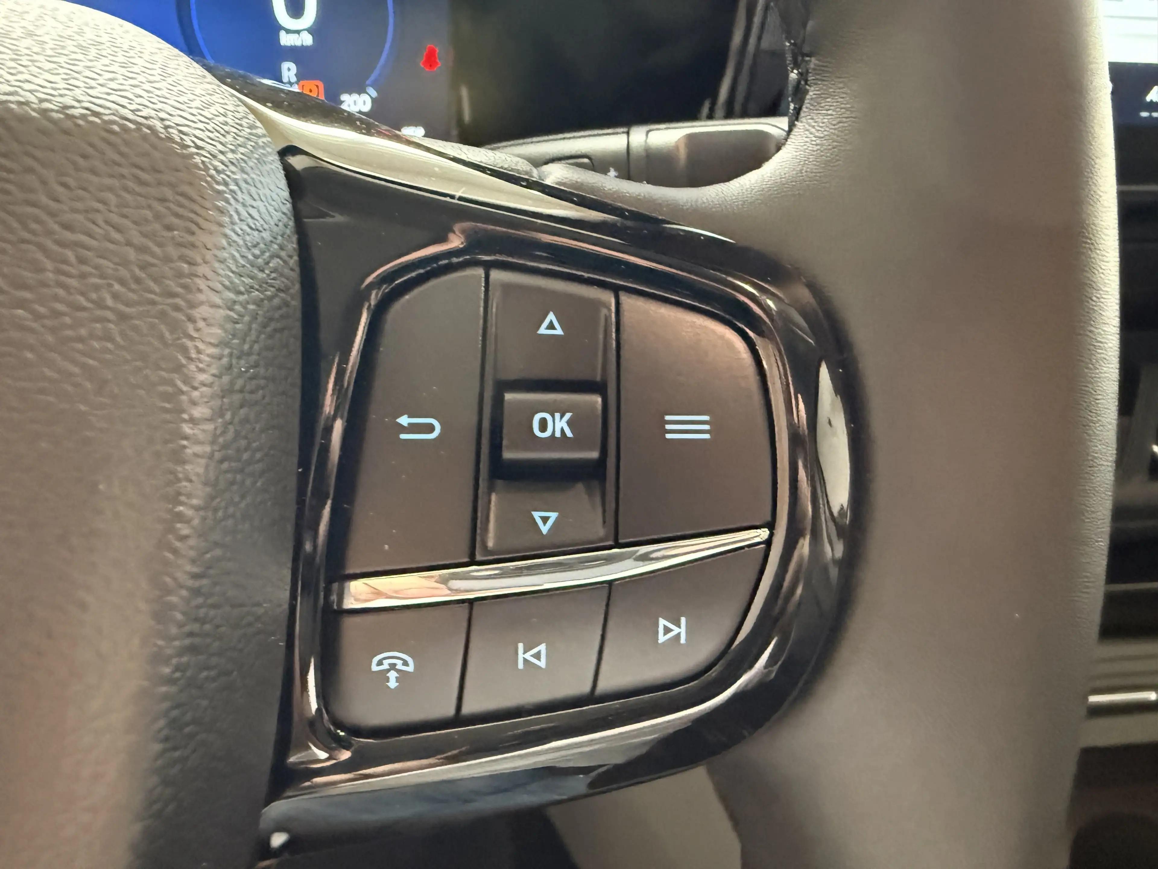 Ford Tourneo Custom Titanium X L1 AWD elektr. AHK / B&O / 70L Tank — photo 14