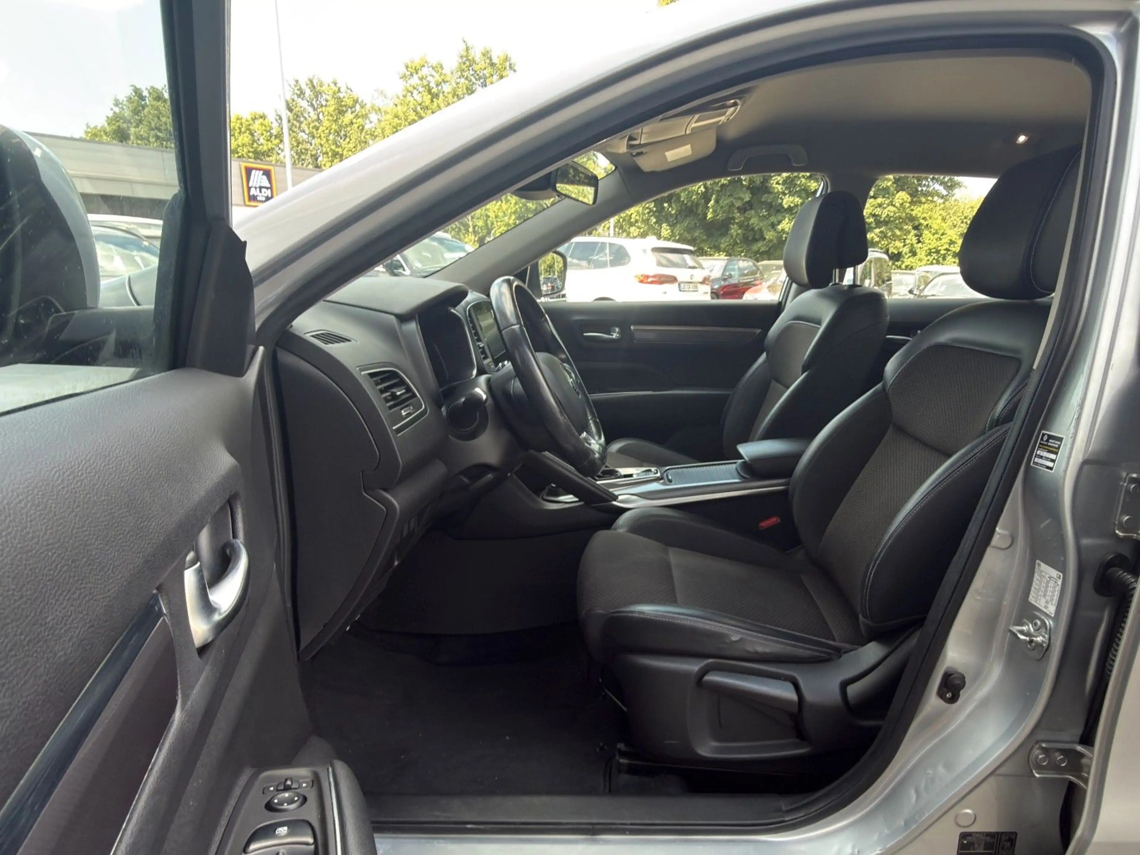 Renault Koleos 2.0dCI 175 Limited X-tronic LEDER+NAVI+19 — photo 14