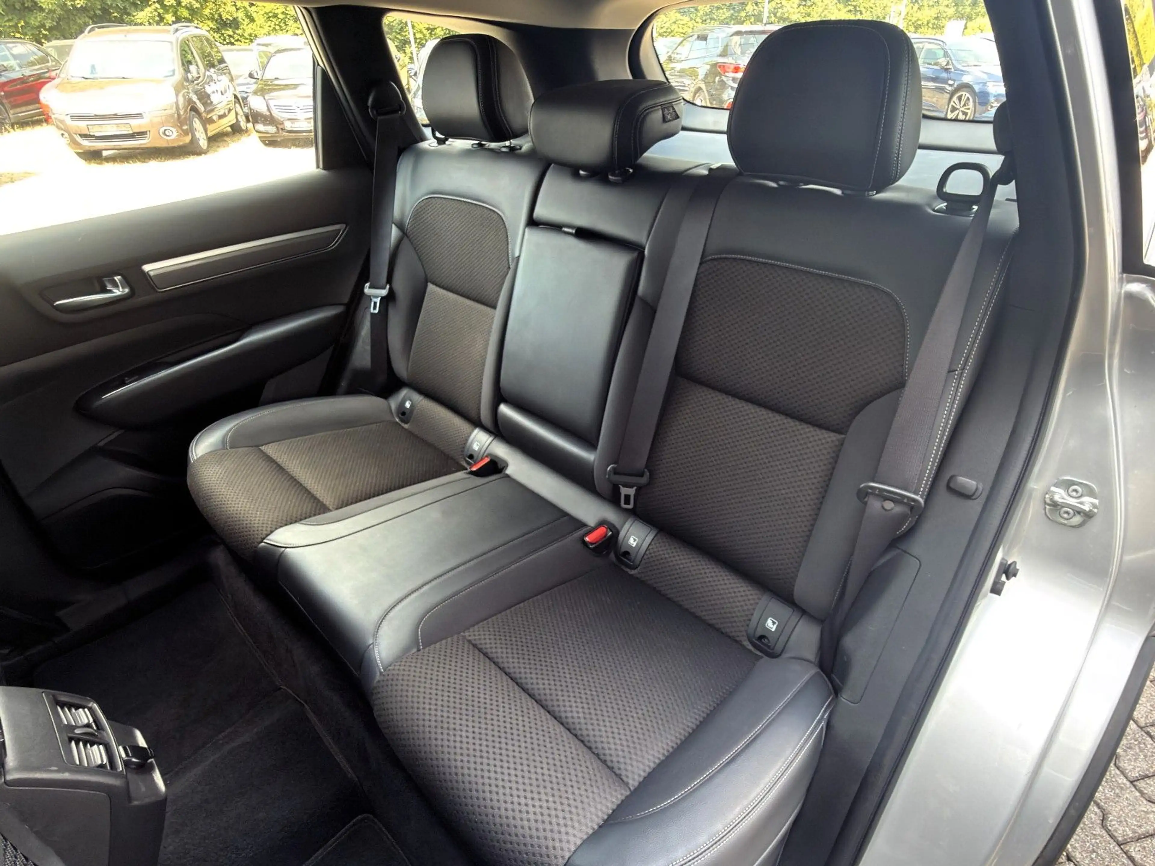 Renault Koleos 2.0dCI 175 Limited X-tronic LEDER+NAVI+19 — photo 17